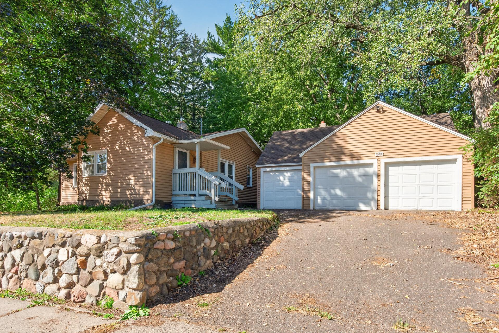 1349 Hazelwood Street, Saint Paul MN 55106