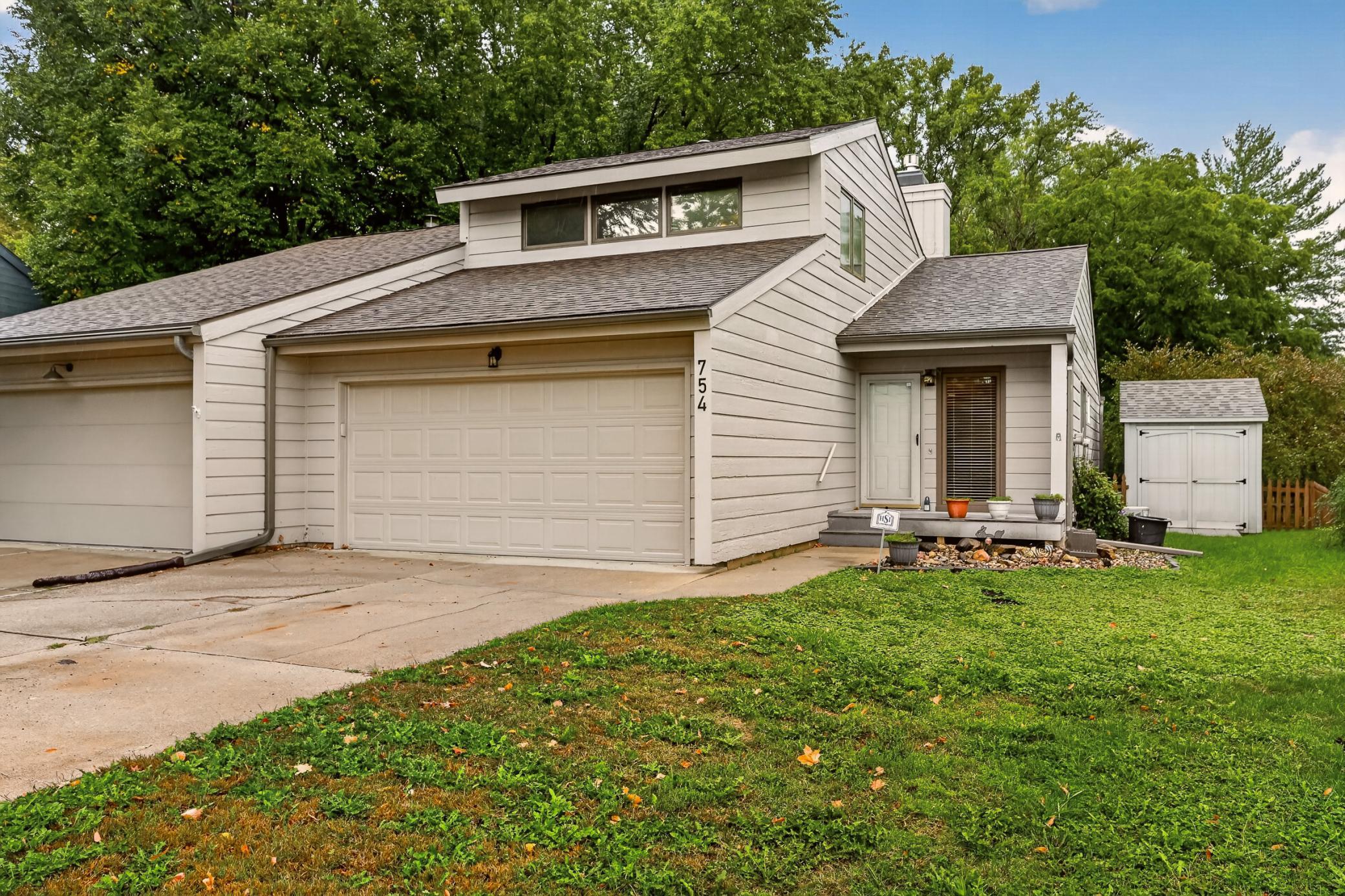 754 Neville Court SE, Rochester MN 55904