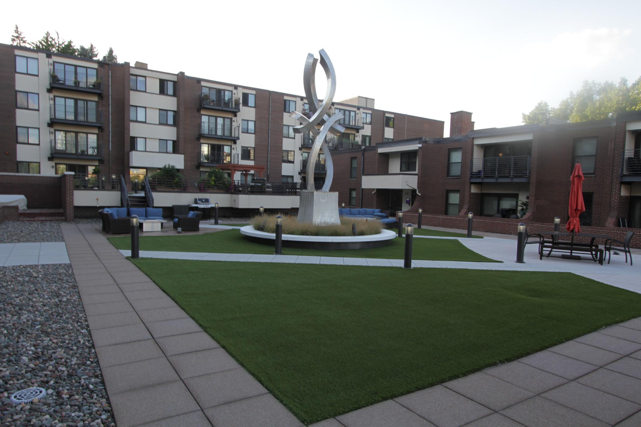 52 Groveland Terrace Unit A107, Minneapolis MN 55403