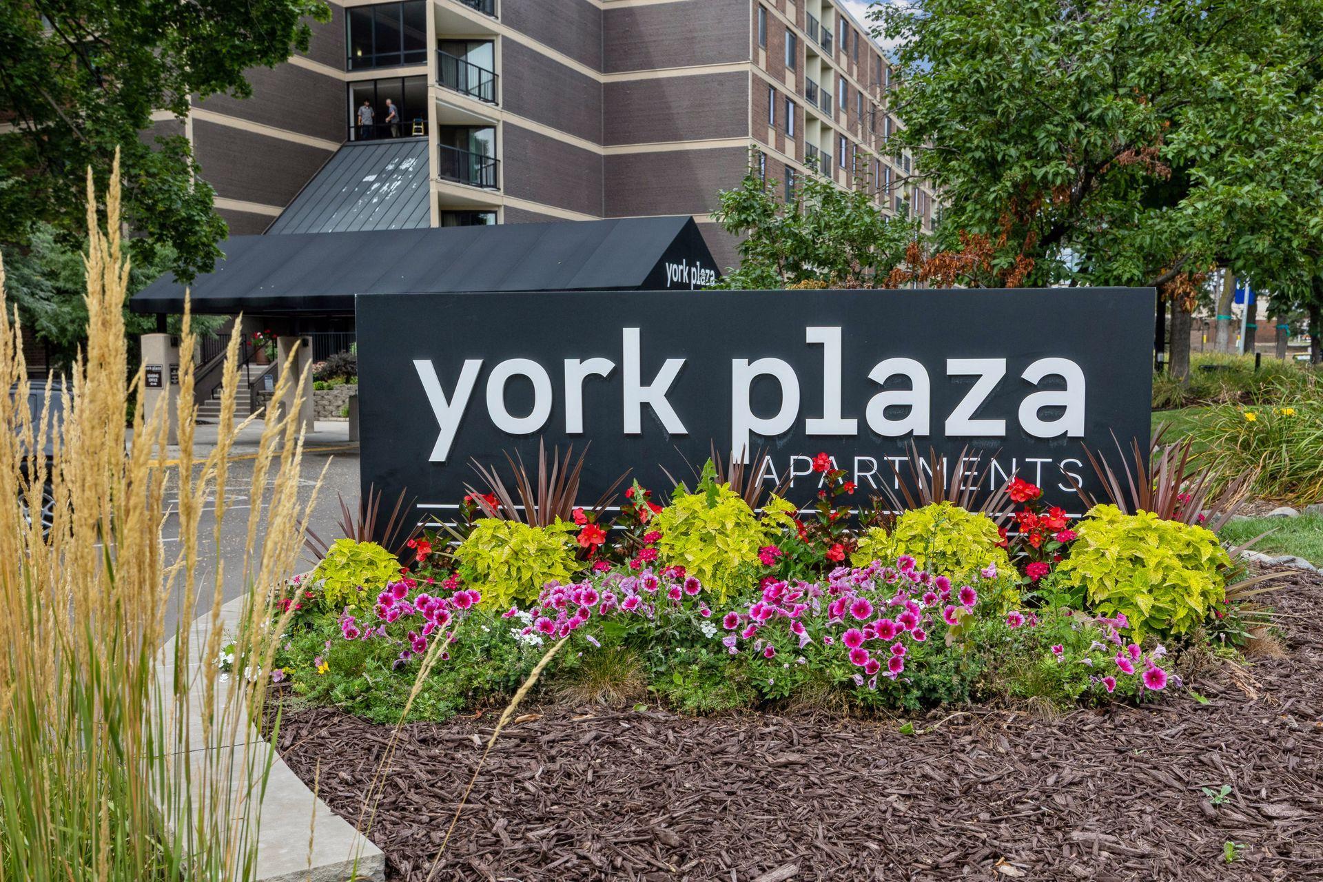7200 York Avenue S Unit 103, Edina MN 55435
