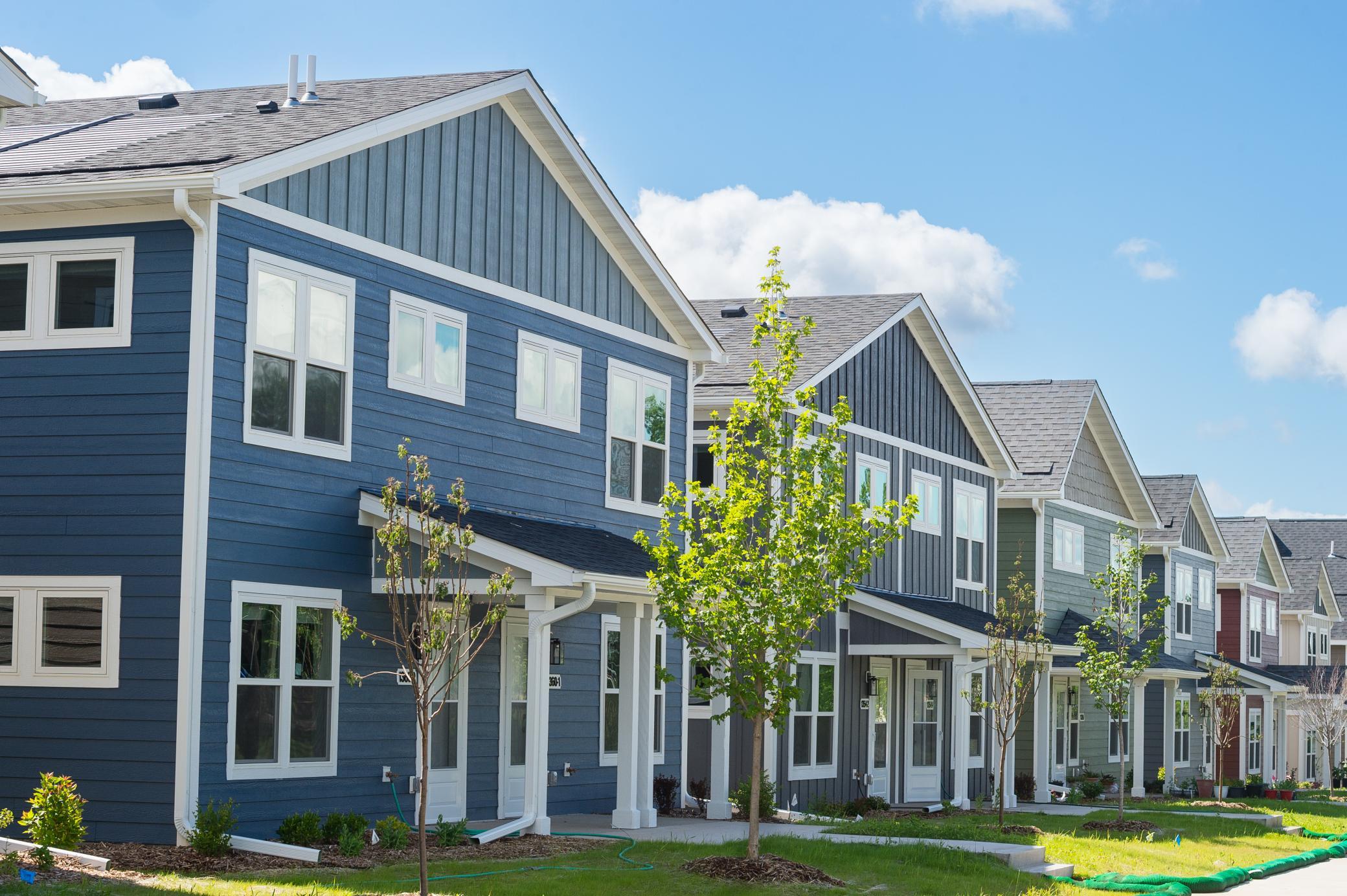1360 Winthrop Street N Unit 2, Saint Paul MN 55119