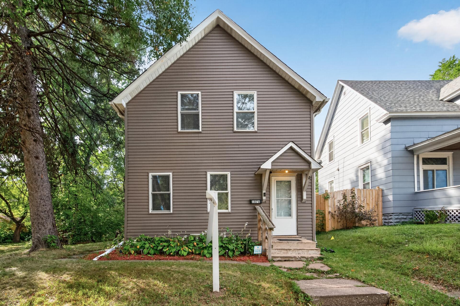 1076 Ross Avenue, Saint Paul MN 55106