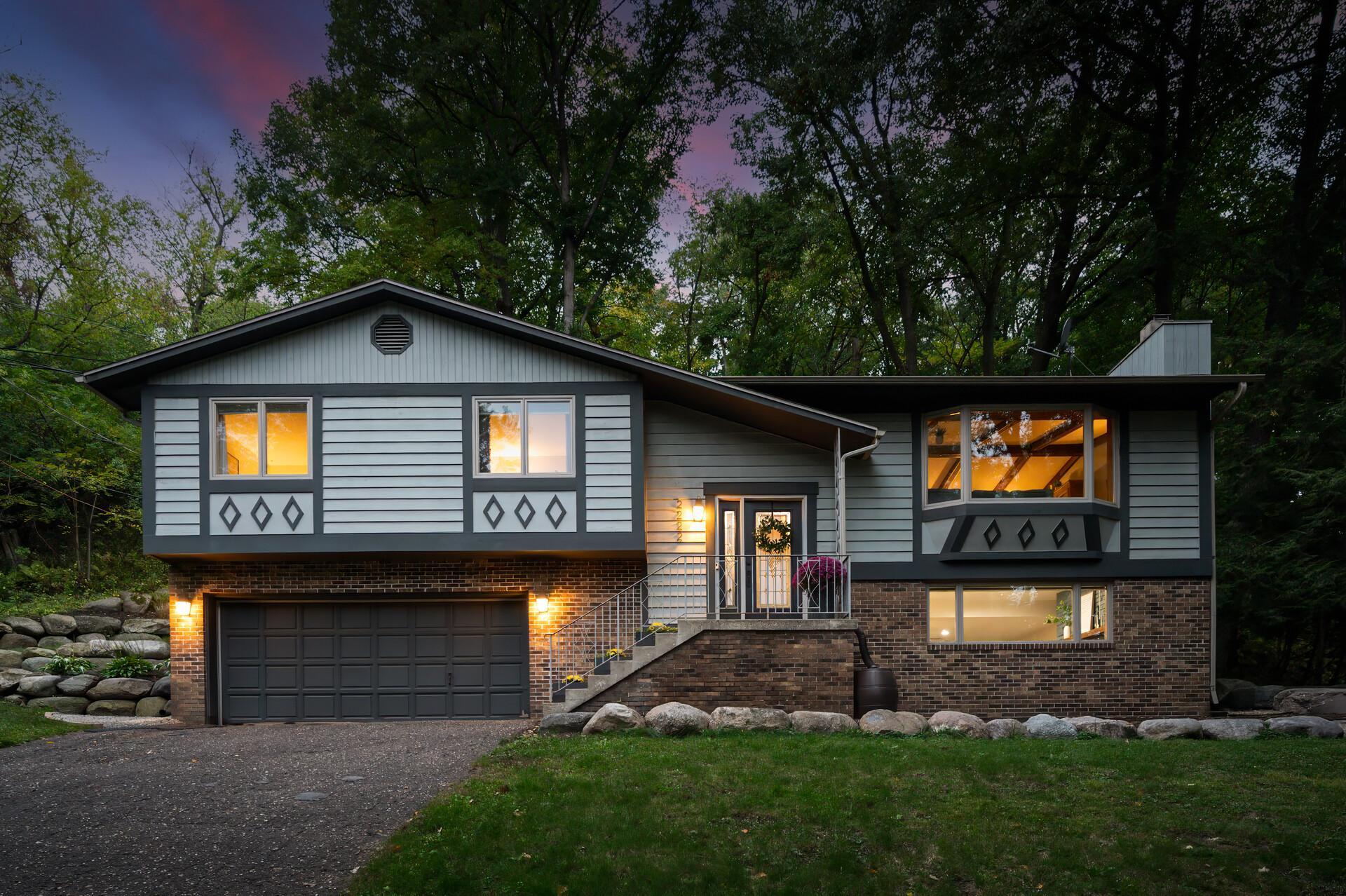 2222 Black Oak Drive, Minnetonka MN 55305