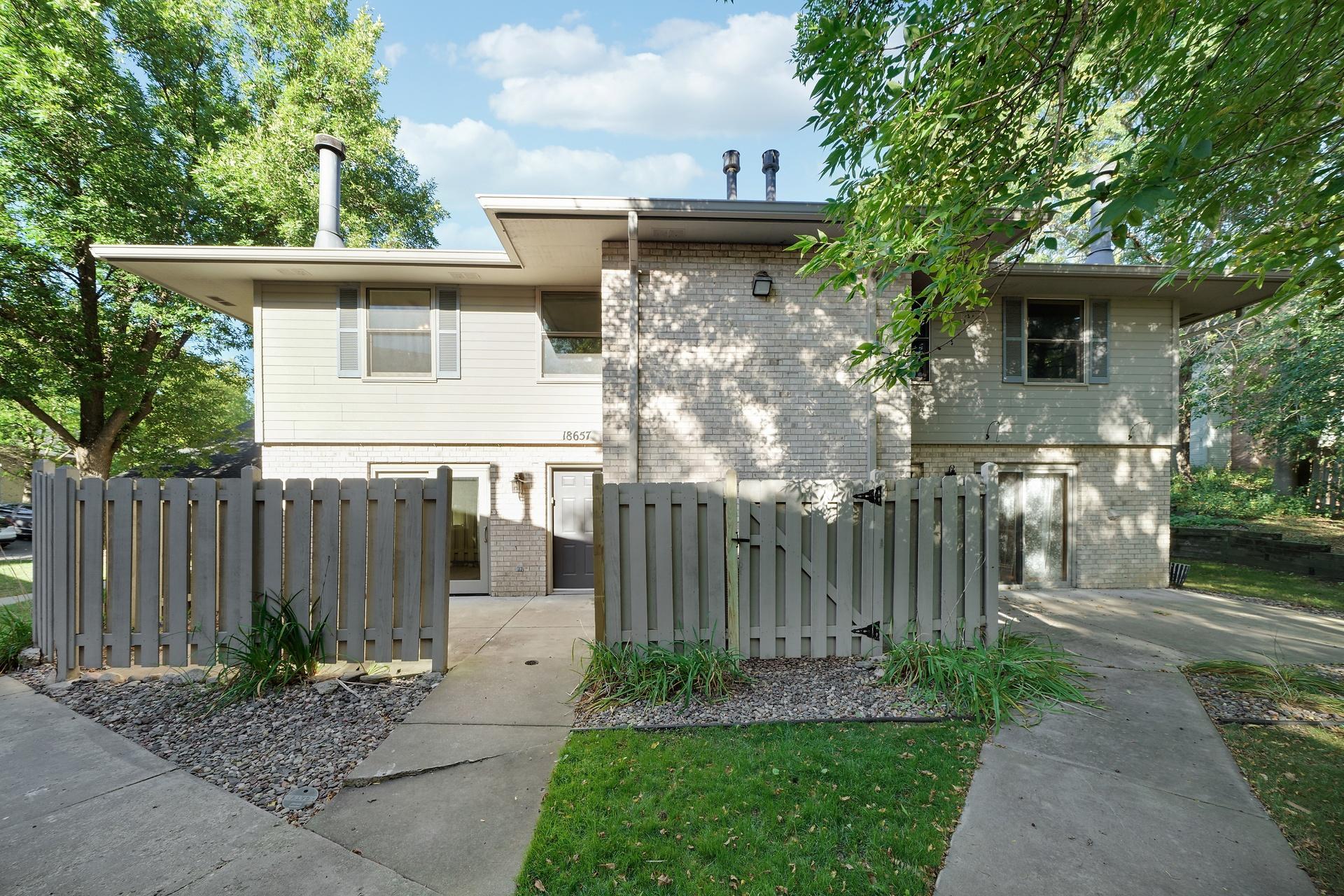 18657 Clear View Court, Minnetonka MN 55345