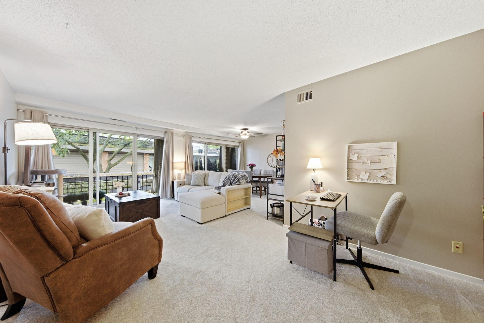 6301 Colony Way Unit 2C, Edina MN 55435