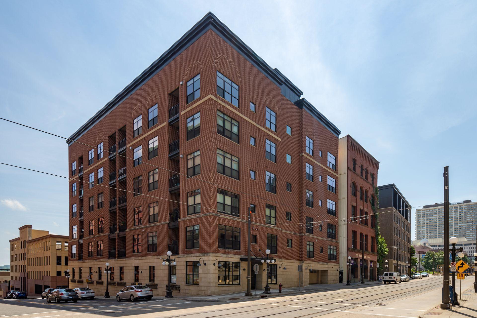 270 4th Street E Unit 307, Saint Paul MN 55101
