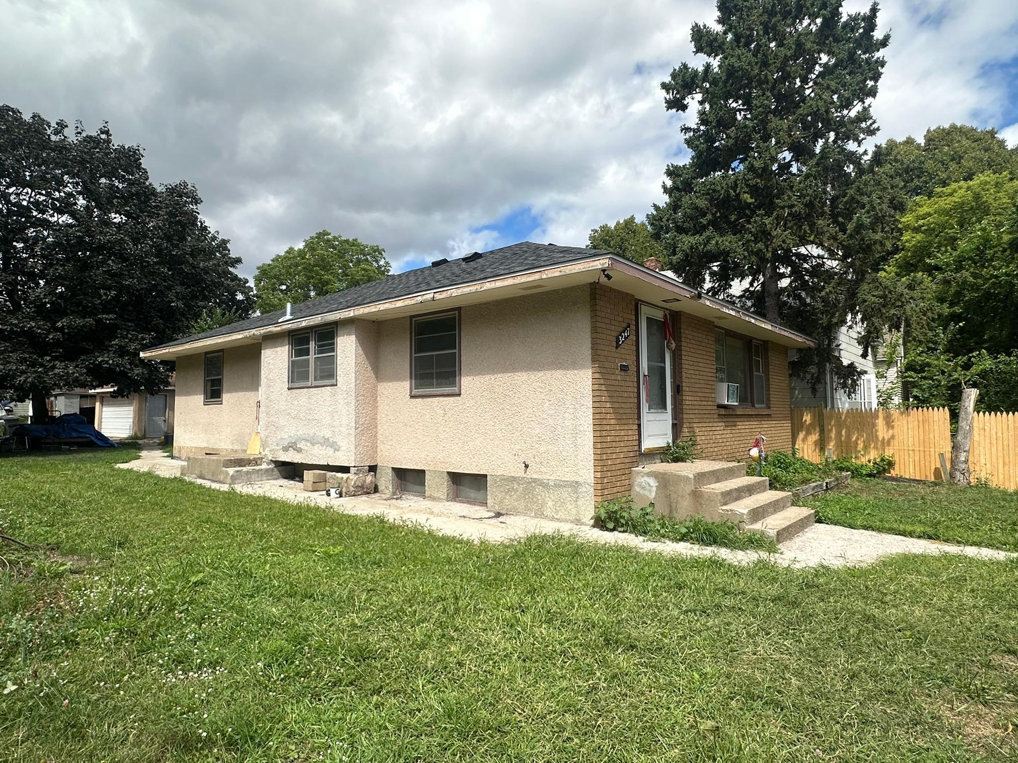 3247 Logan Avenue N, Minneapolis MN 55412
