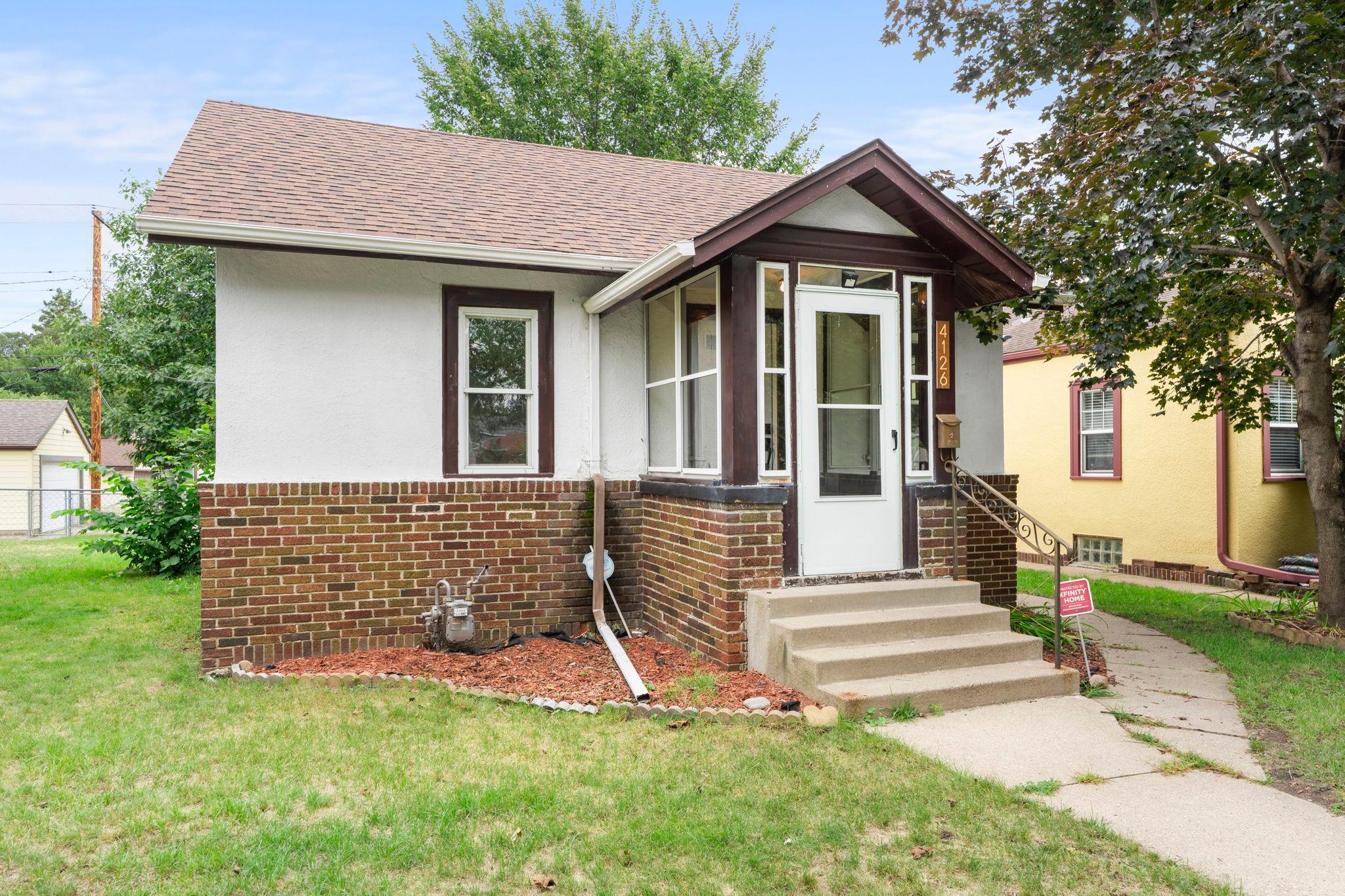 4126 Sheridan Avenue N, Minneapolis MN 55412