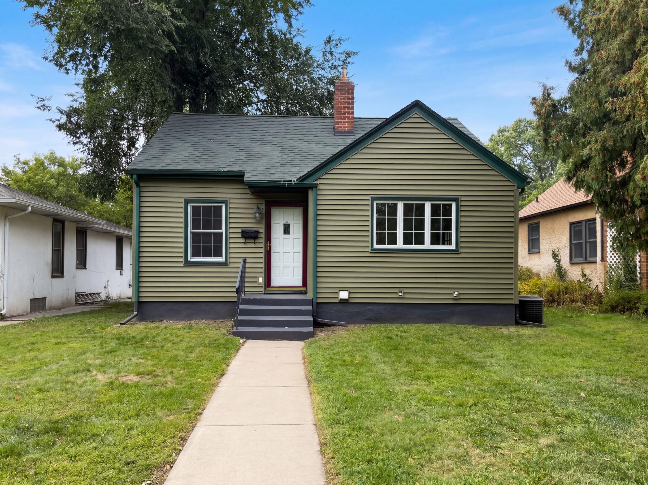 3419 Queen Avenue N, Minneapolis MN 55412