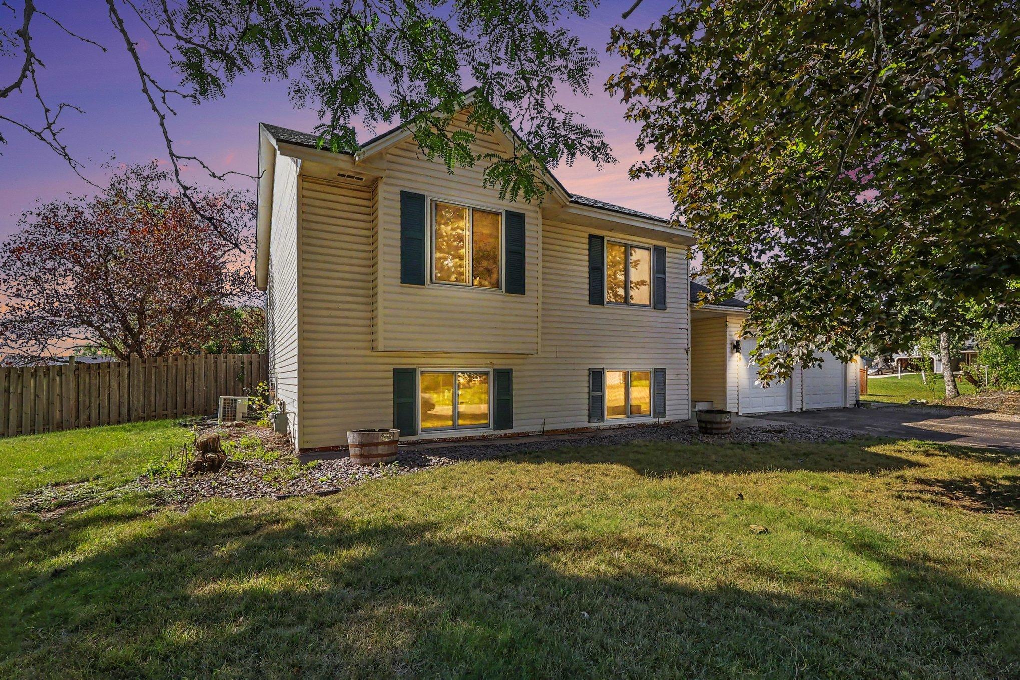7850 Grinnell Court E, Lakeville MN 55044