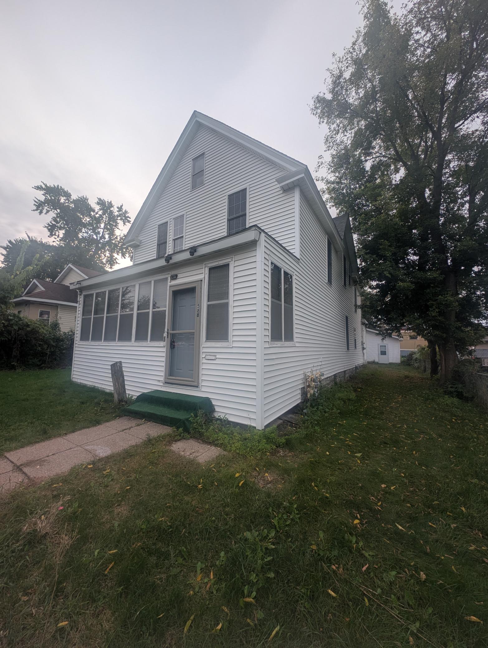 588 York Avenue, Saint Paul MN 55130