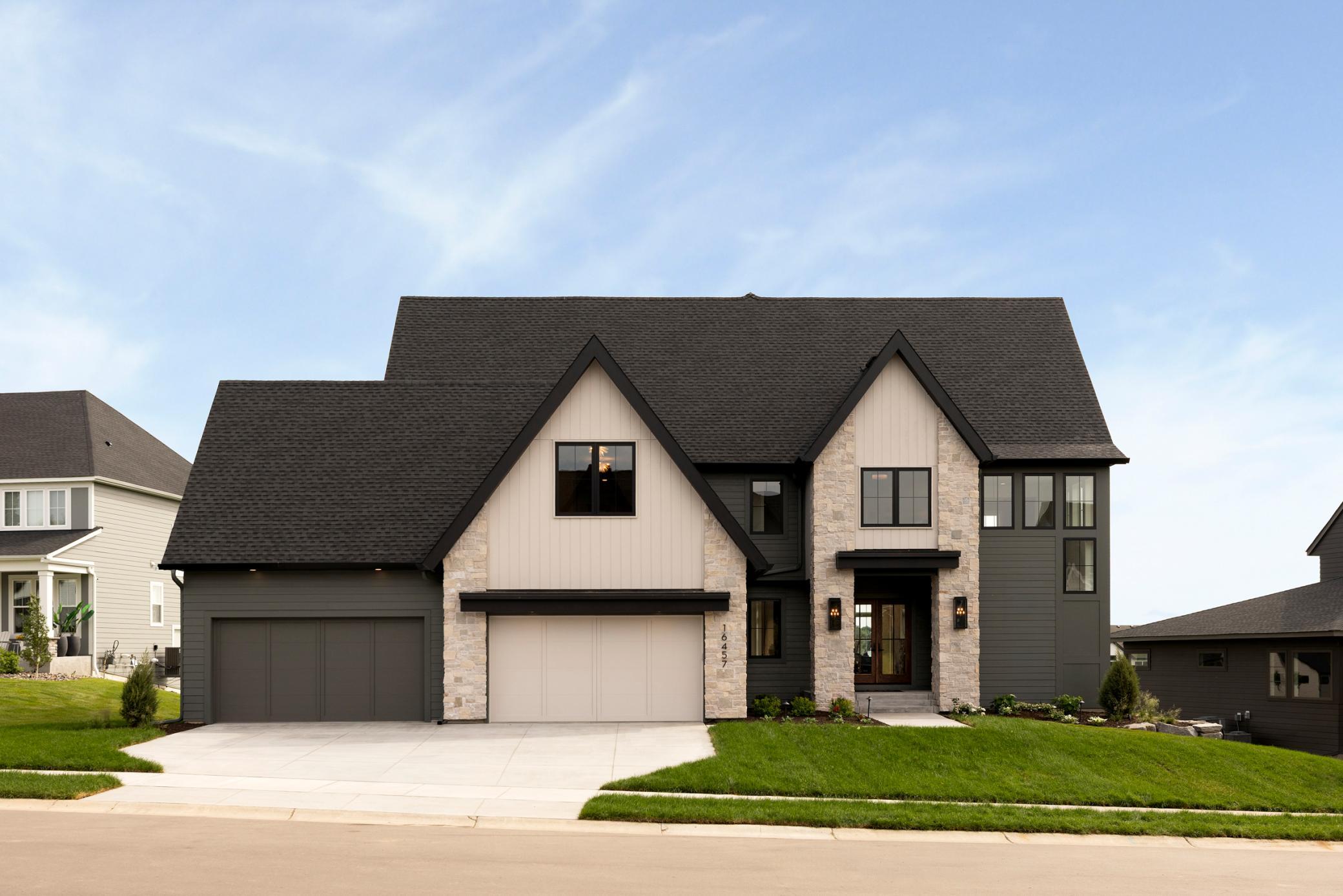 16457 47th Place N, Plymouth MN 55446