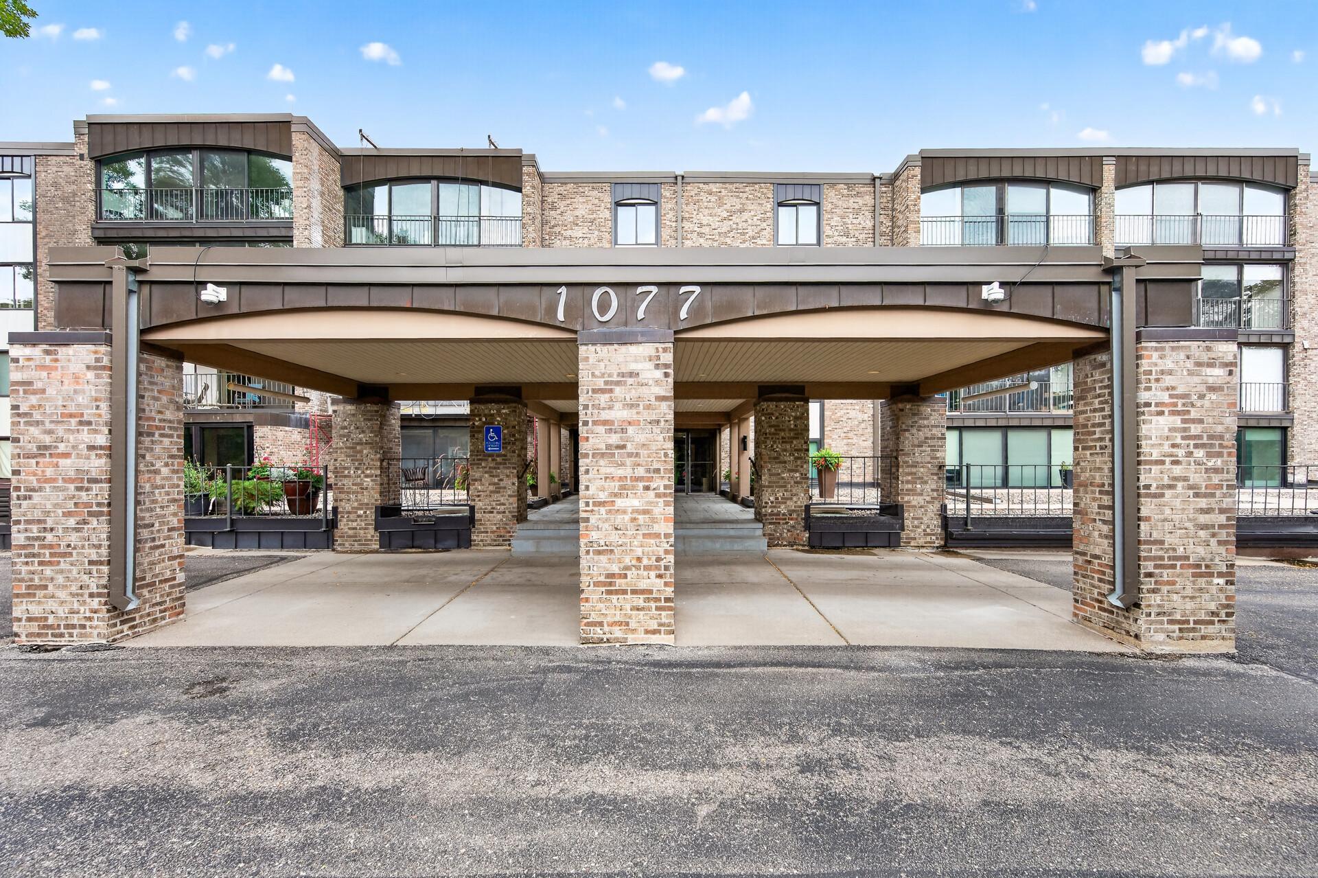 1077 Sibley Memorial Highway Unit 608, Saint Paul MN 55118