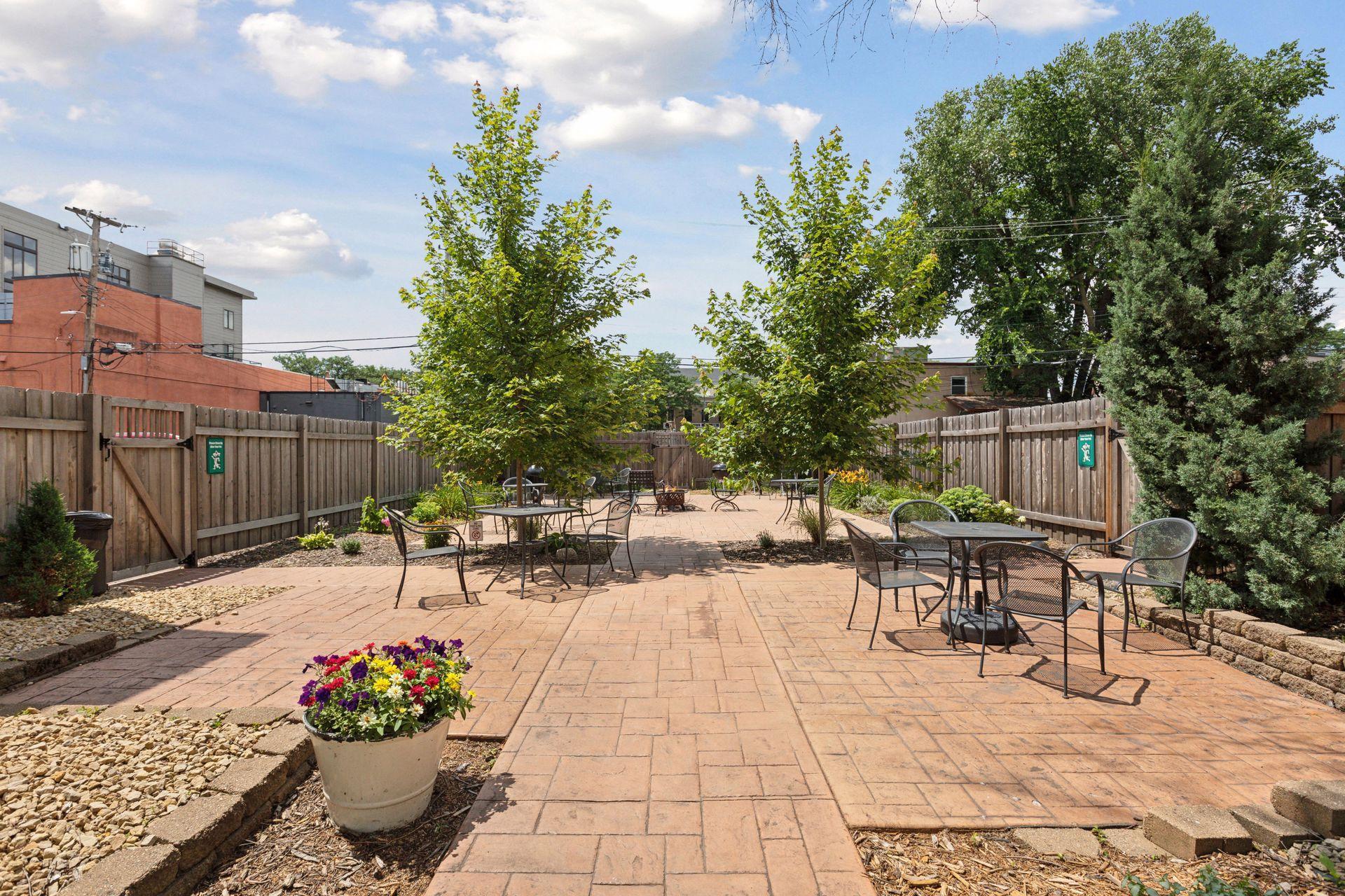 2532 1st Avenue S Unit 208, Minneapolis MN 55404