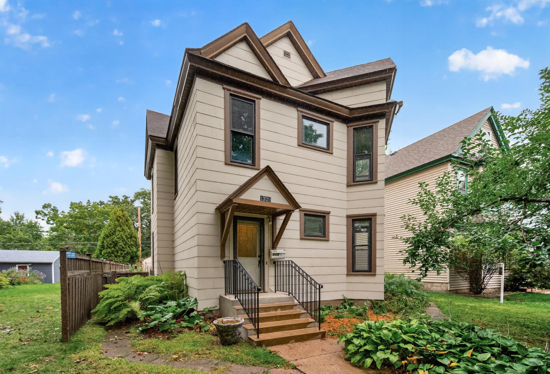 1729 Minnehaha Avenue W, Saint Paul MN 55104