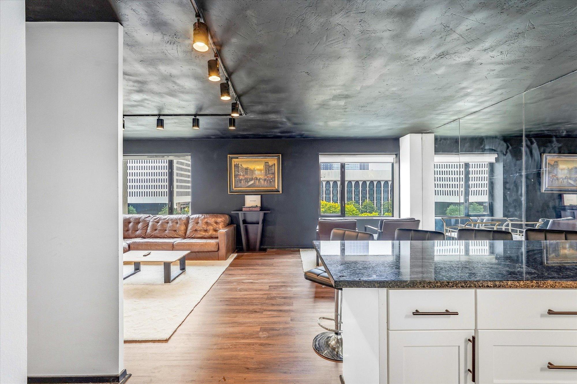 19 S 1st Street Unit B703, Minneapolis MN 55401