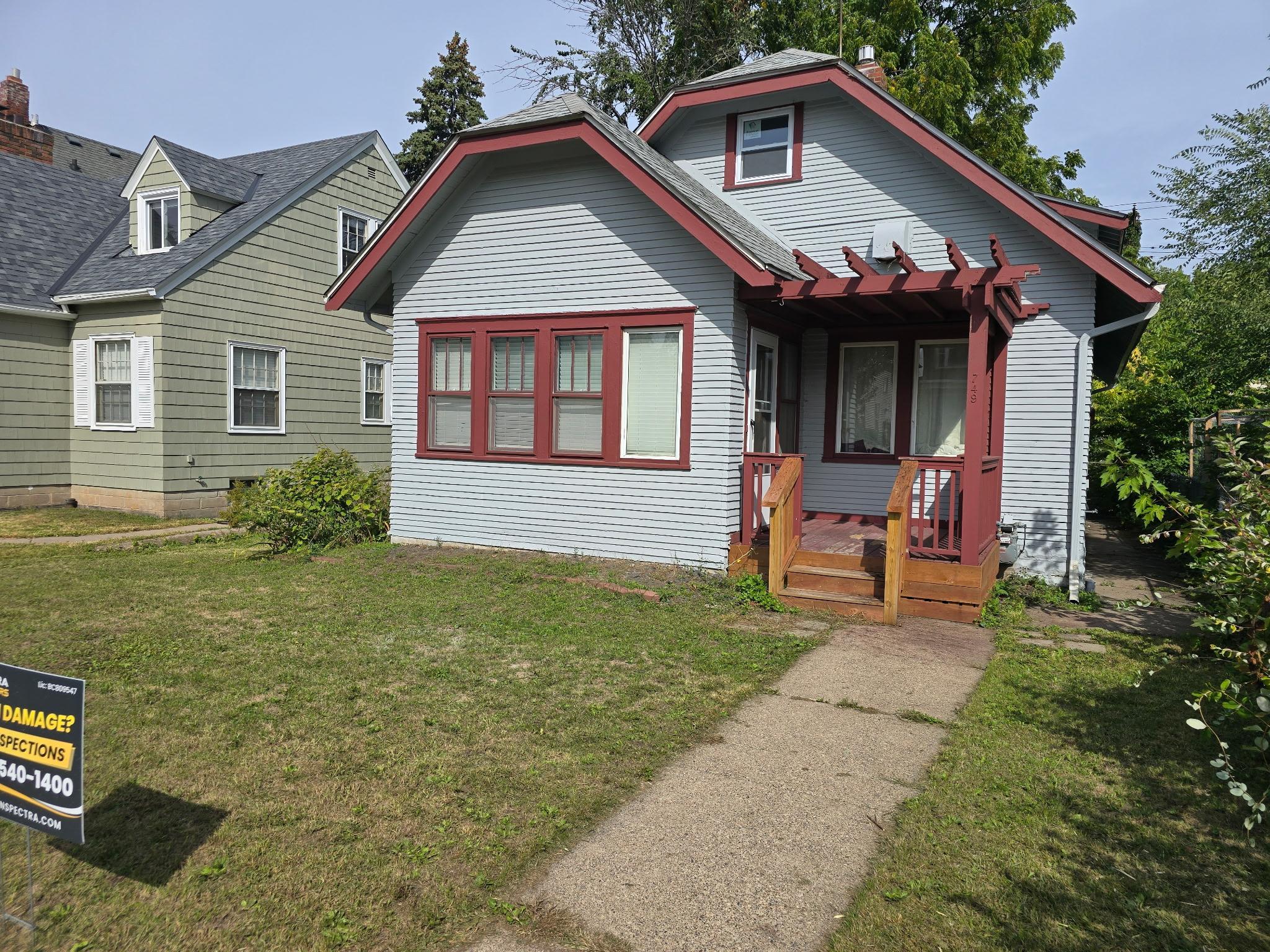 749 Geranium Avenue E, Saint Paul MN 55106
