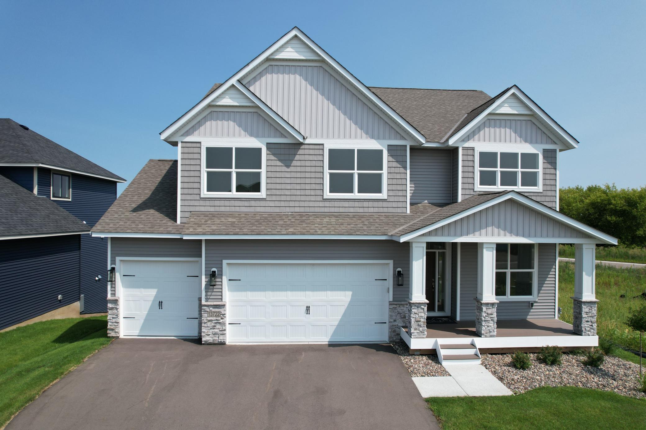 13722 Arrowhead Way, Rosemount MN 55068