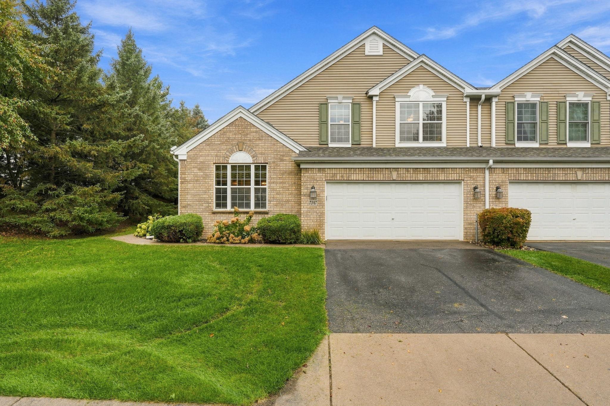 7147 Arthur Drive, Woodbury MN 55125