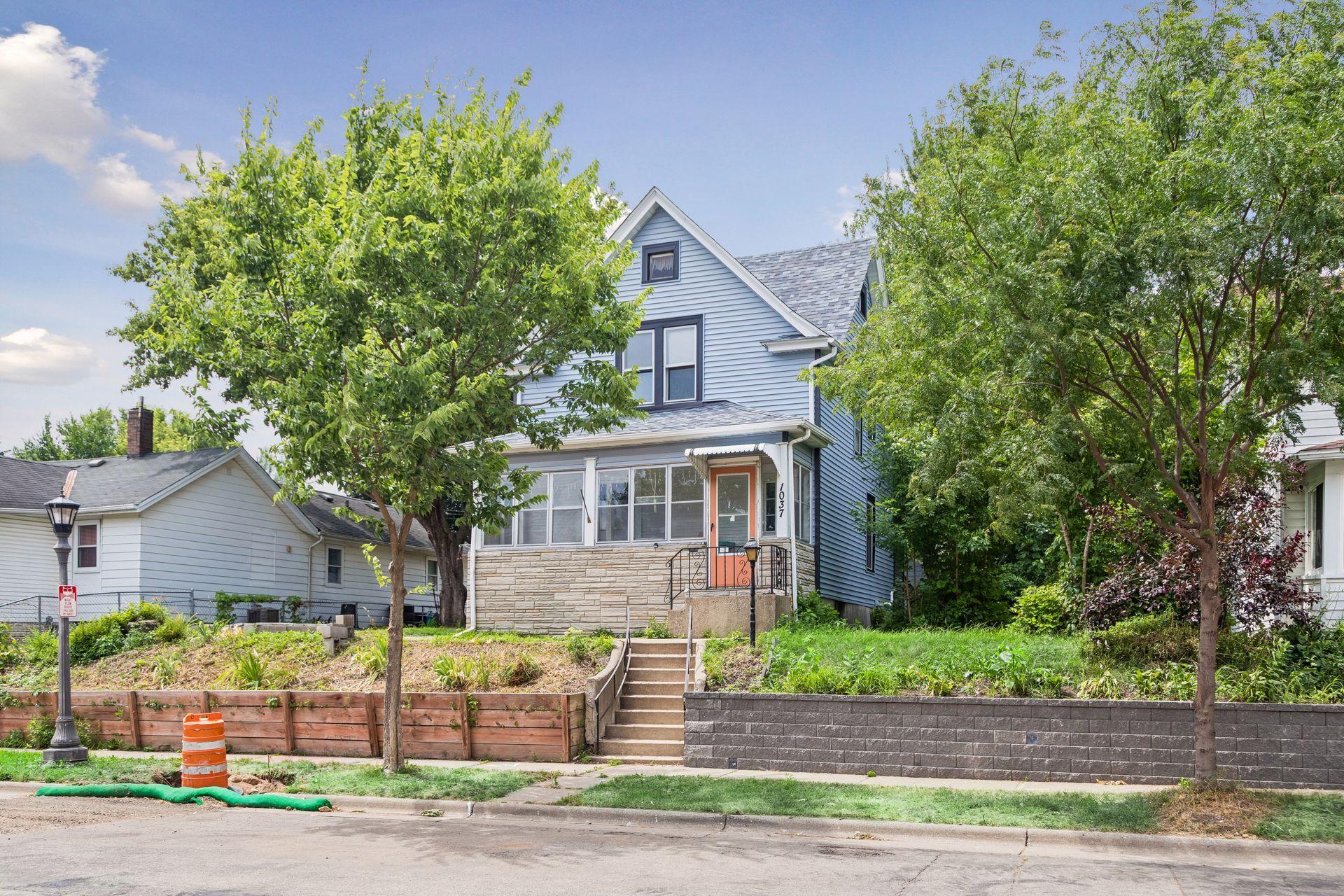 1037 Kent Street, Saint Paul MN 55117