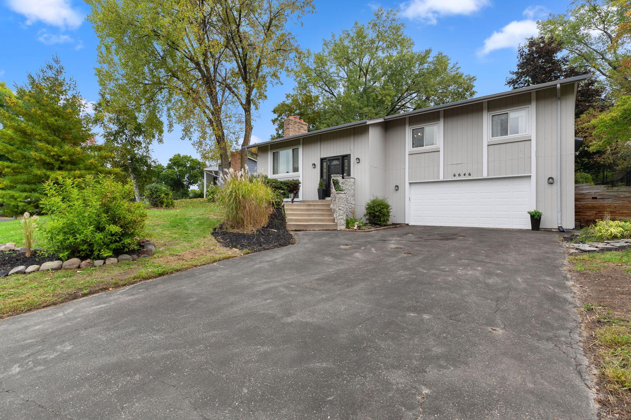 6646 Cardinal Circle N, Maple Grove MN 55369