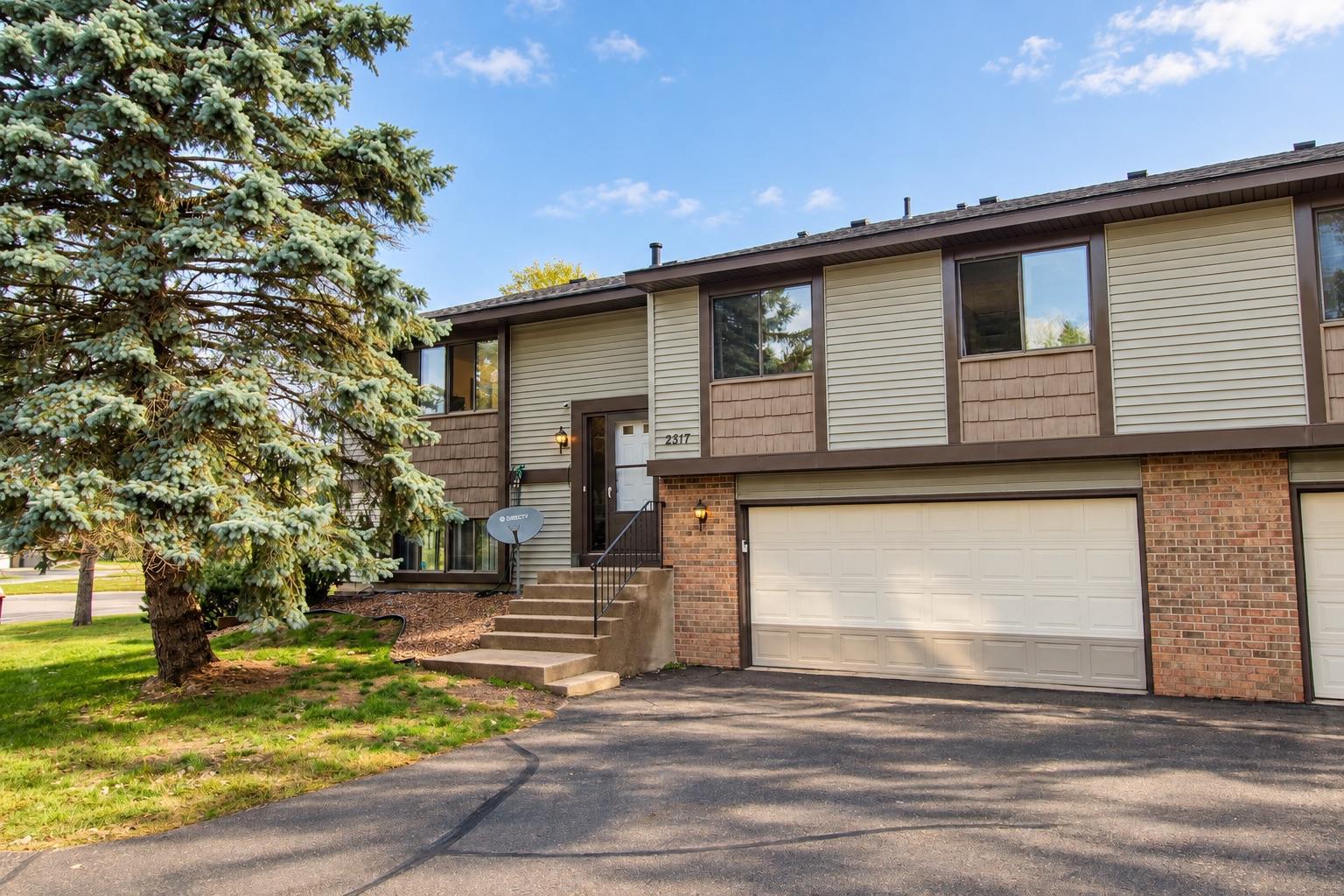 2817 Wimbledon Ridge, Woodbury MN 55125