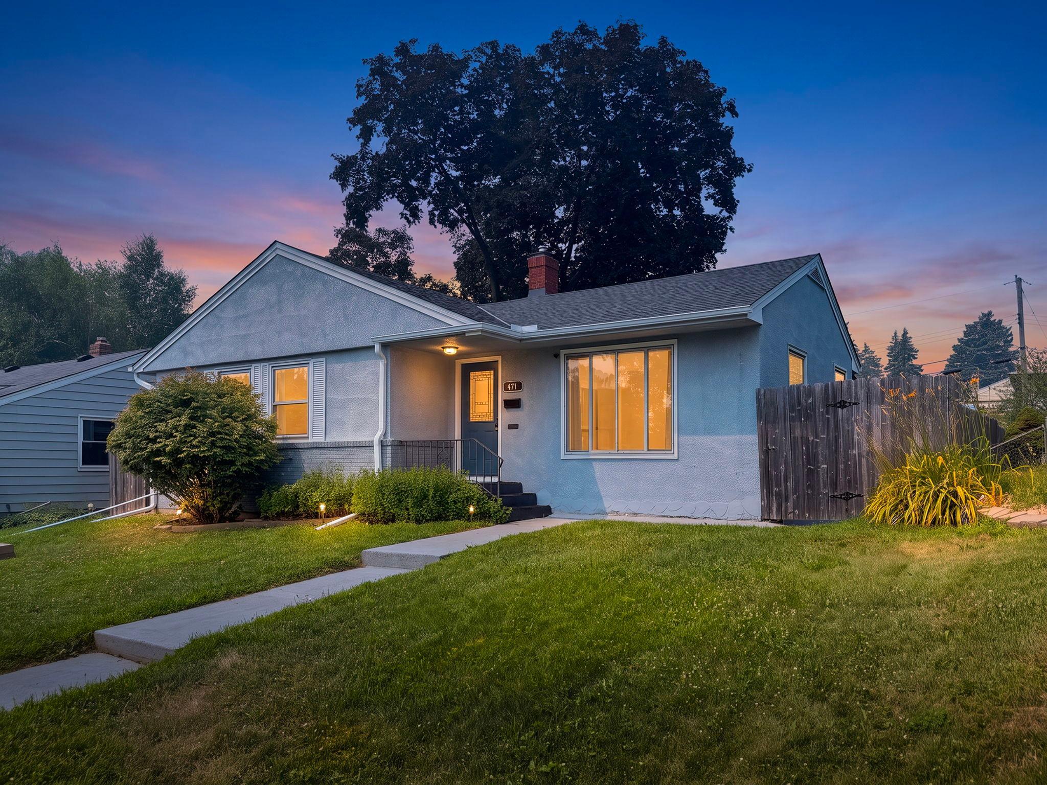471 White Bear Avenue N, Saint Paul MN 55106