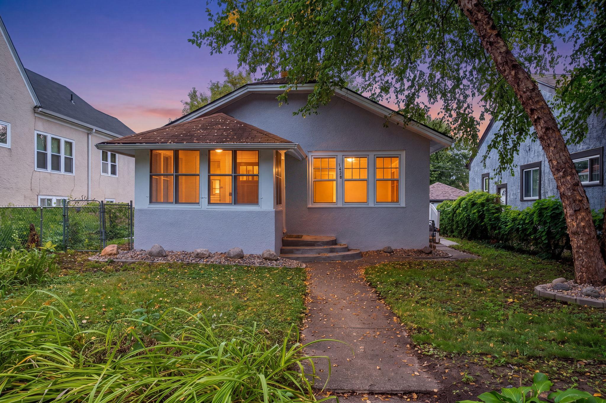 1428 Vincent Avenue N, Minneapolis MN 55411