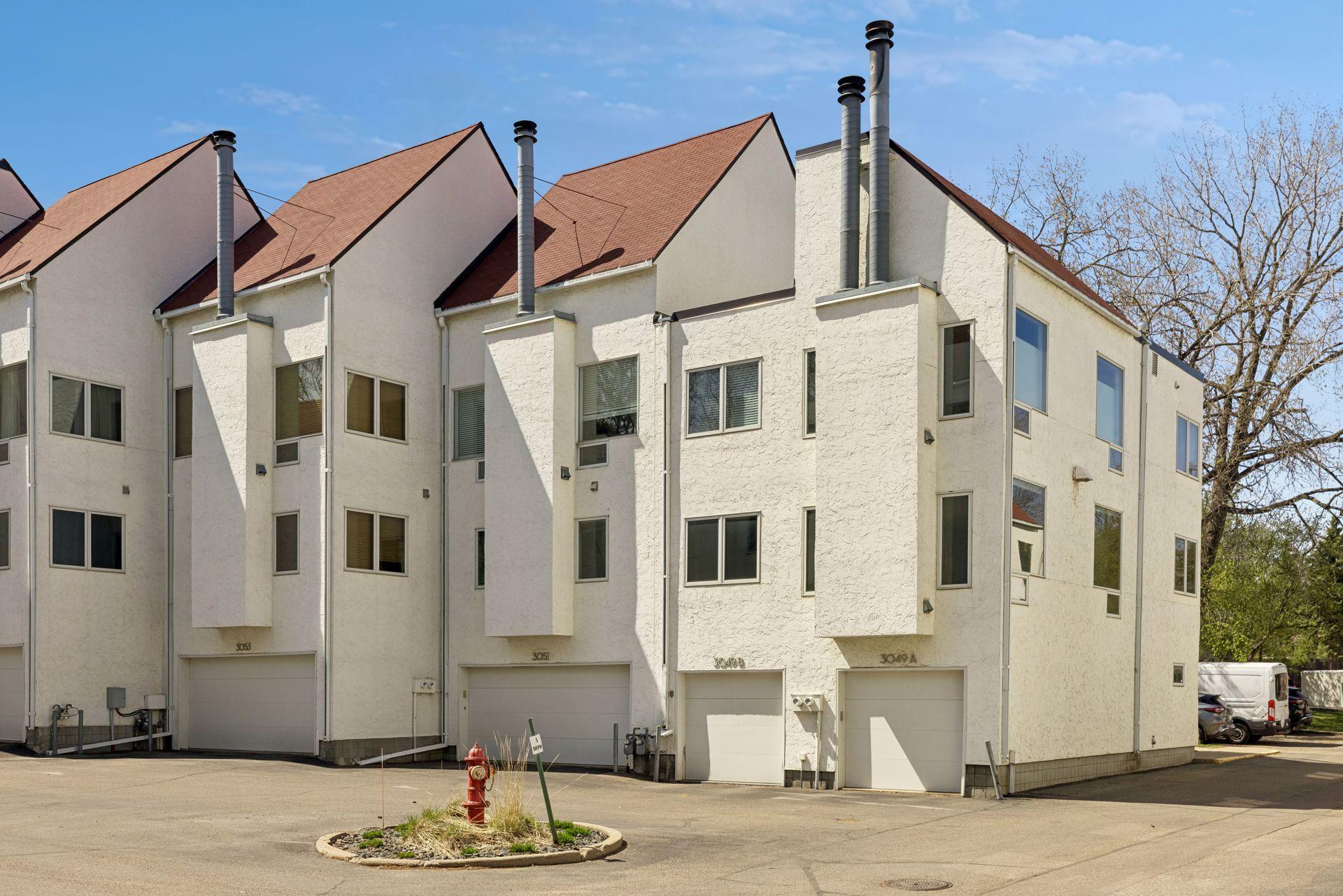 3049 Lake Shore Drive Unit A, Minneapolis MN 55416