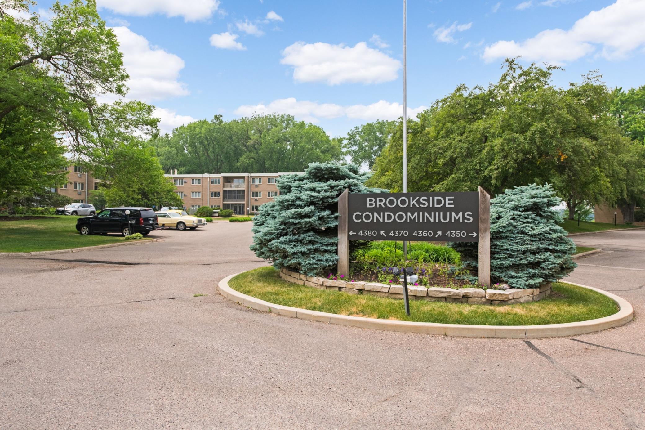 4380 Brookside Court Unit 118, Edina MN 55436