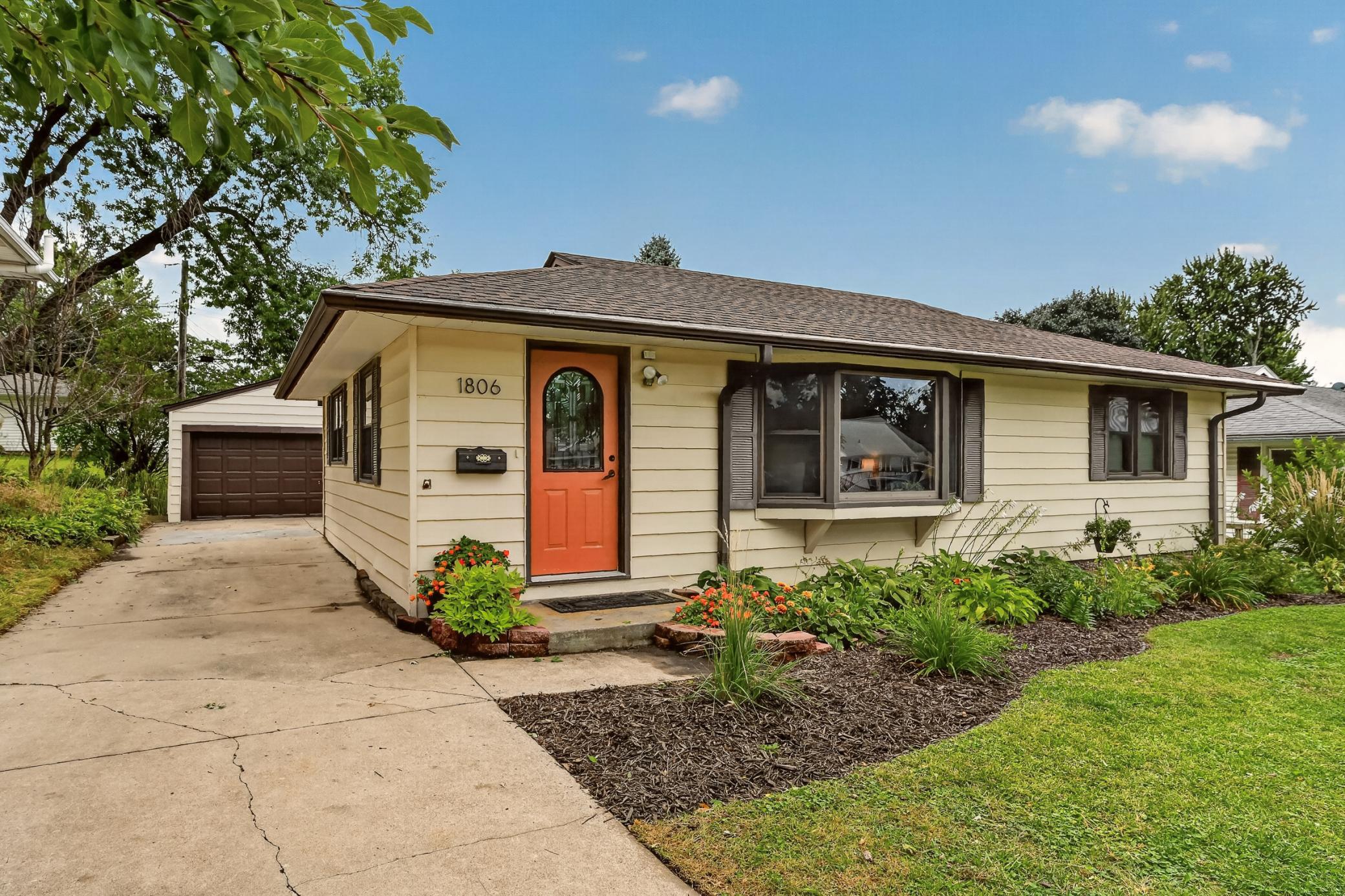 1806 17 1/2 Street NW, Rochester MN 55901