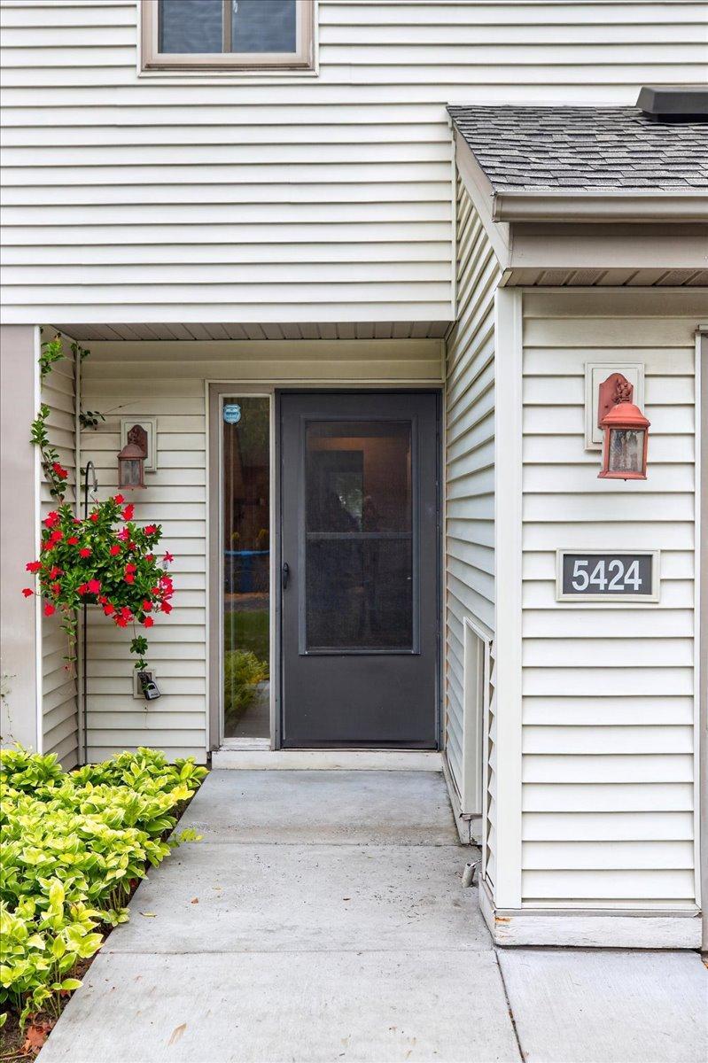 5424 Sanibel Drive, Minnetonka MN 55343