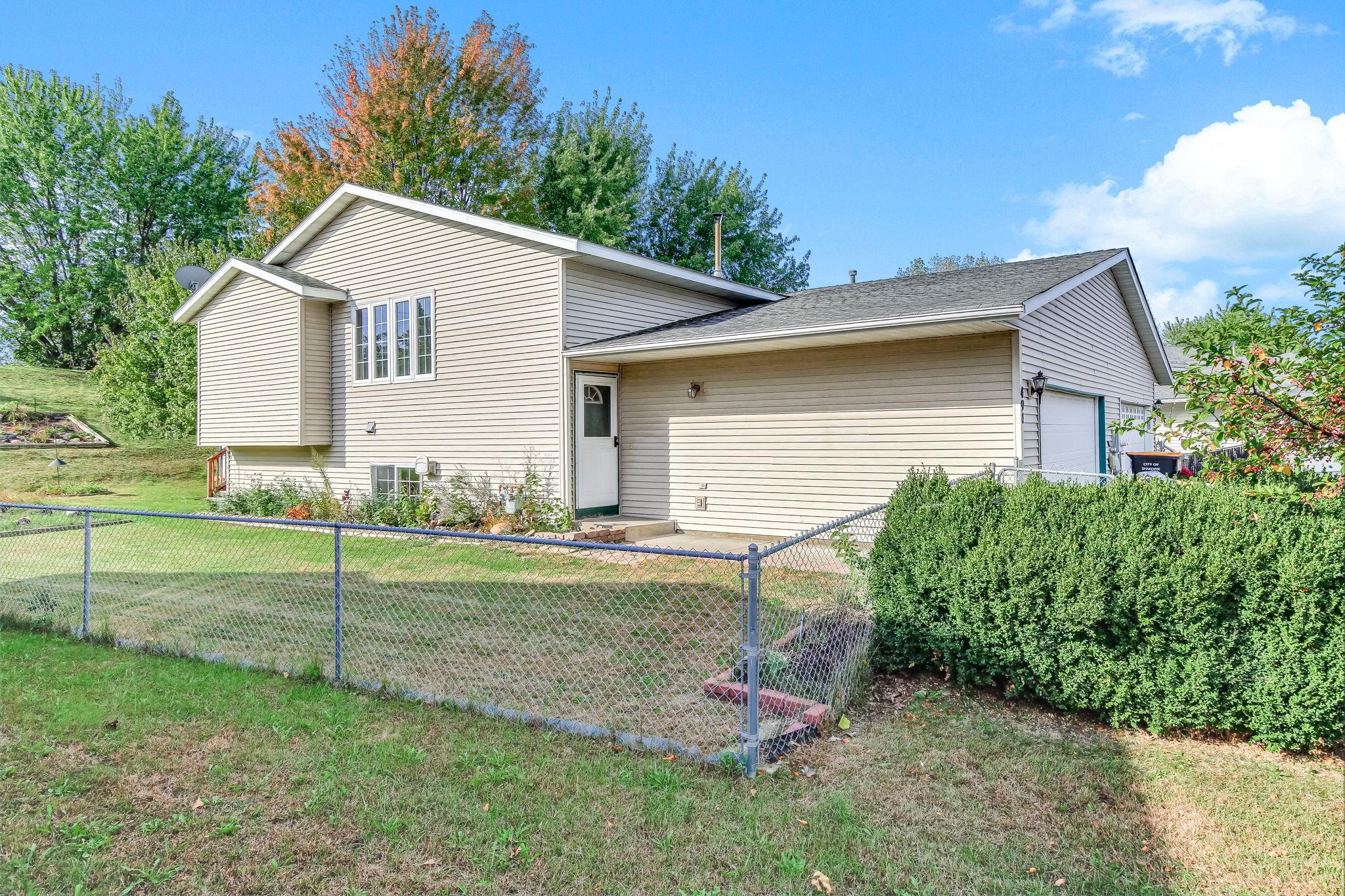 494 Appleblossom Lane, Shakopee MN 55379