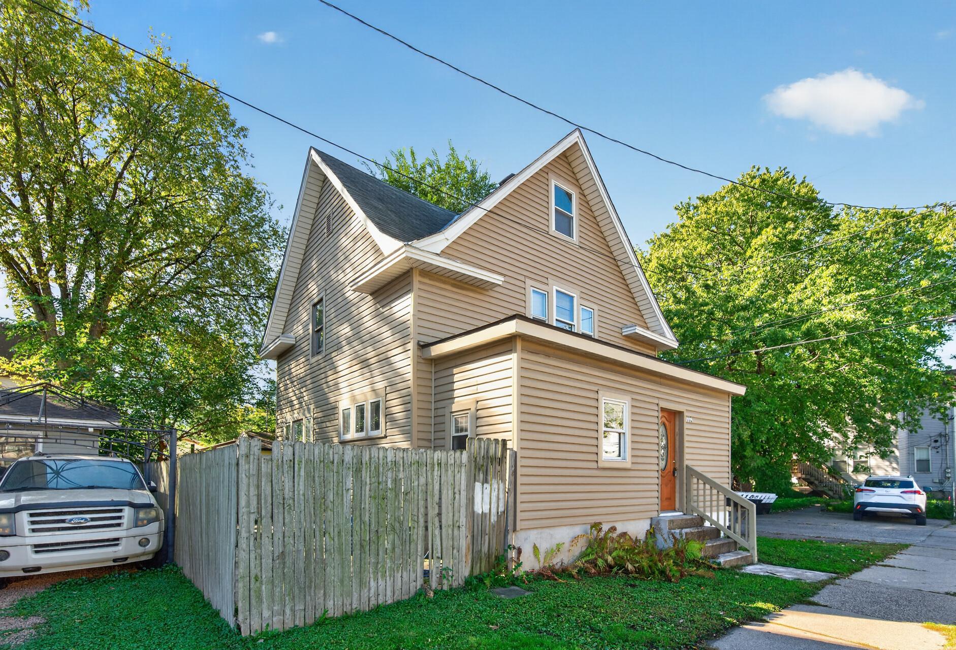 115 E 35th Street, Minneapolis MN 55408
