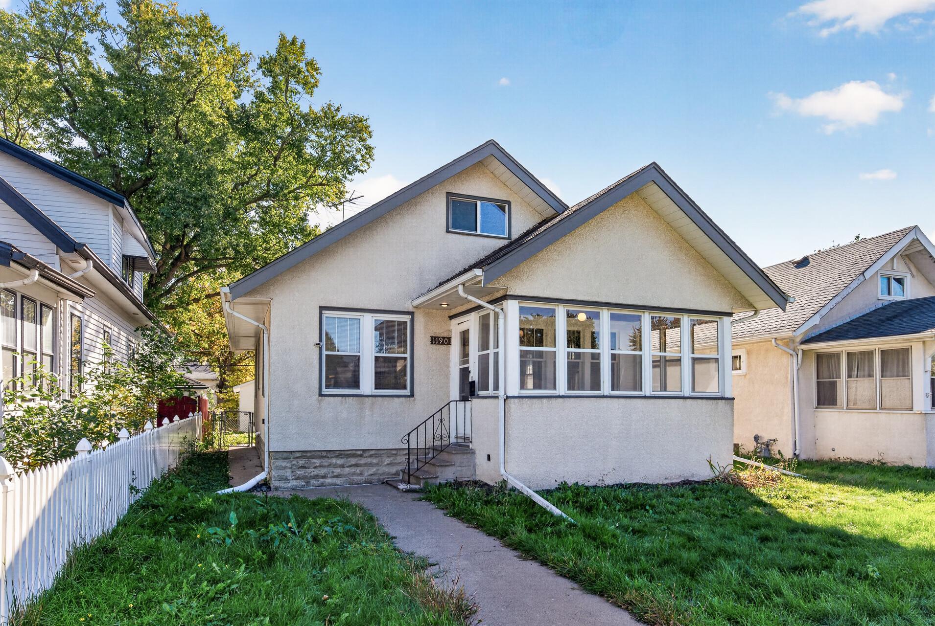 1190 Magnolia Avenue E, Saint Paul MN 55106
