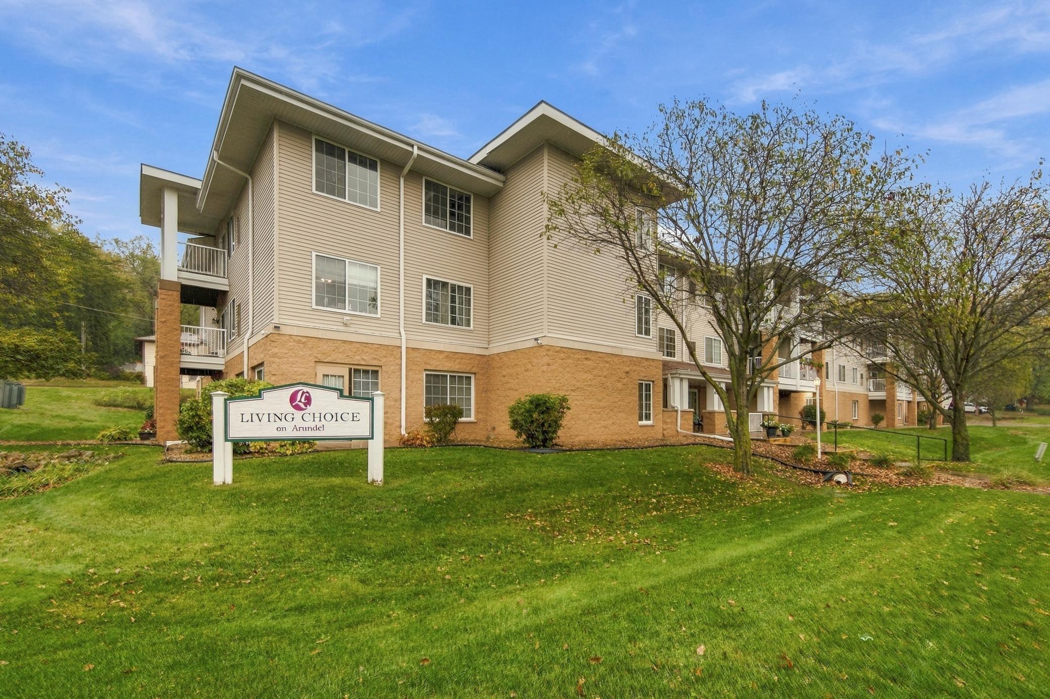 1600 Arundel Street Unit 300, Saint Paul MN 55117