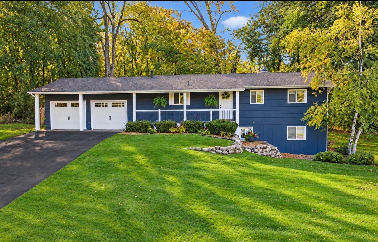 19151 Hanus Road, Minnetonka MN 55345