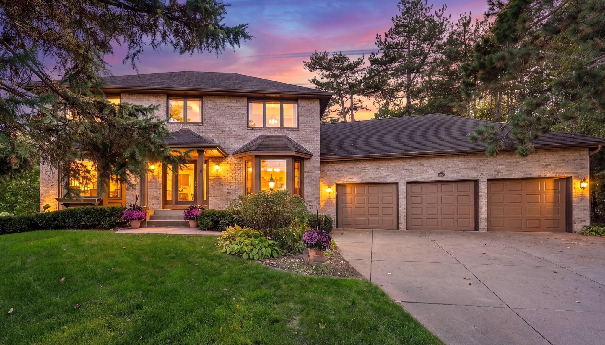 1289 Donegal Bay, Woodbury MN 55125