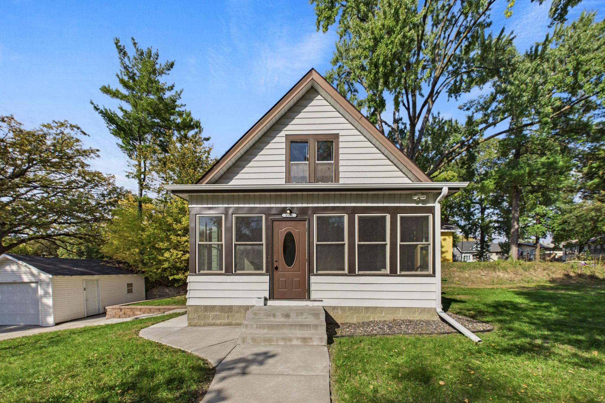 3501 Queen Avenue N, Minneapolis MN 55412