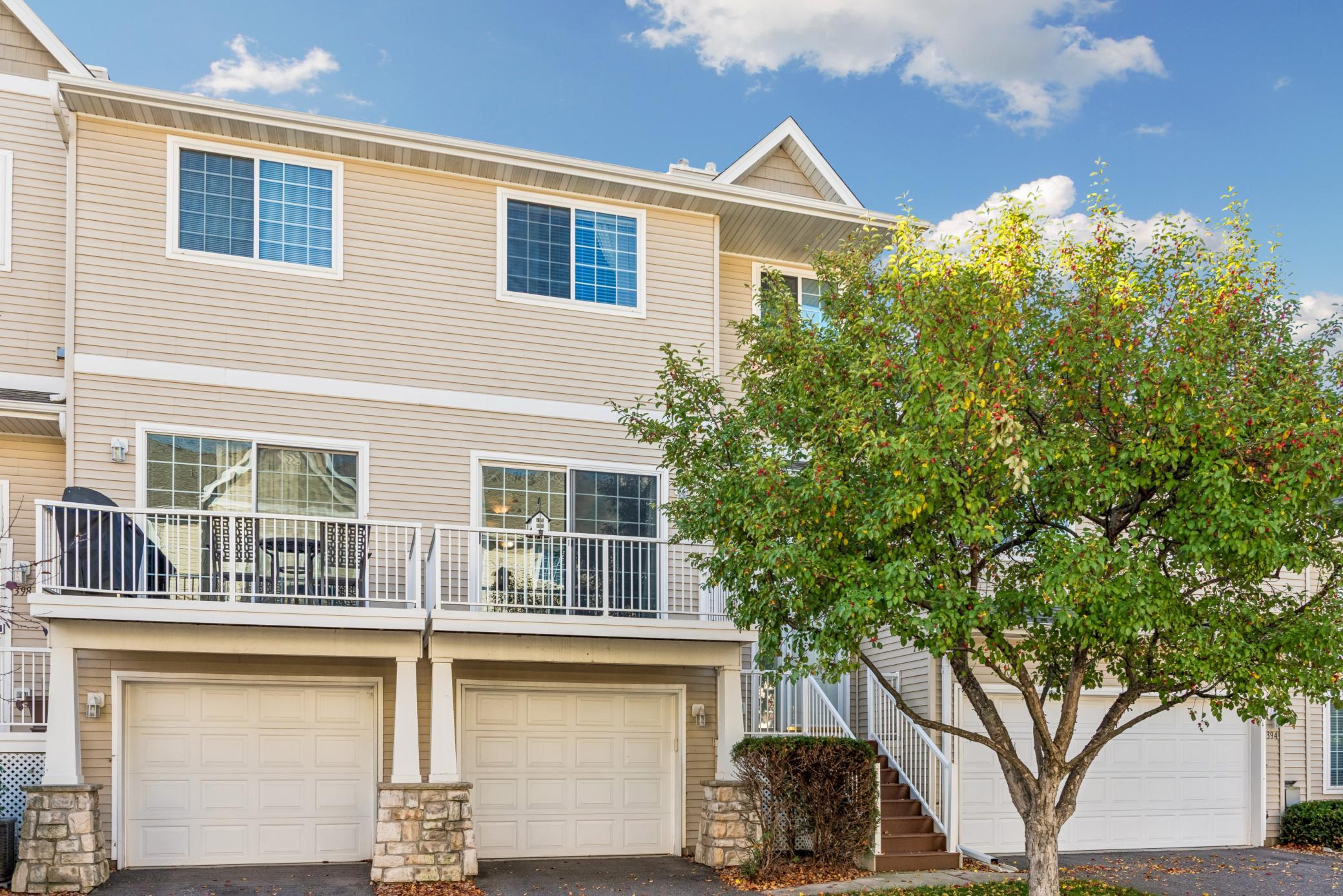 396 Willoughby Way W, Minnetonka MN 55305
