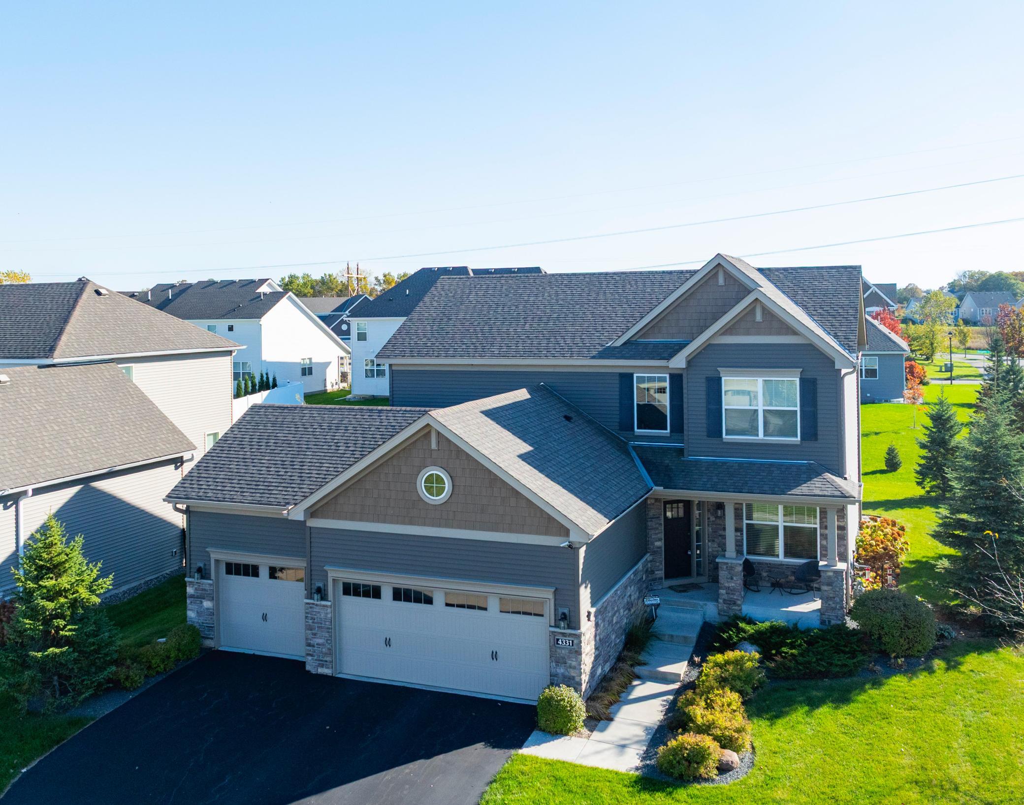 4331 Schilling Way, Woodbury MN 55129
