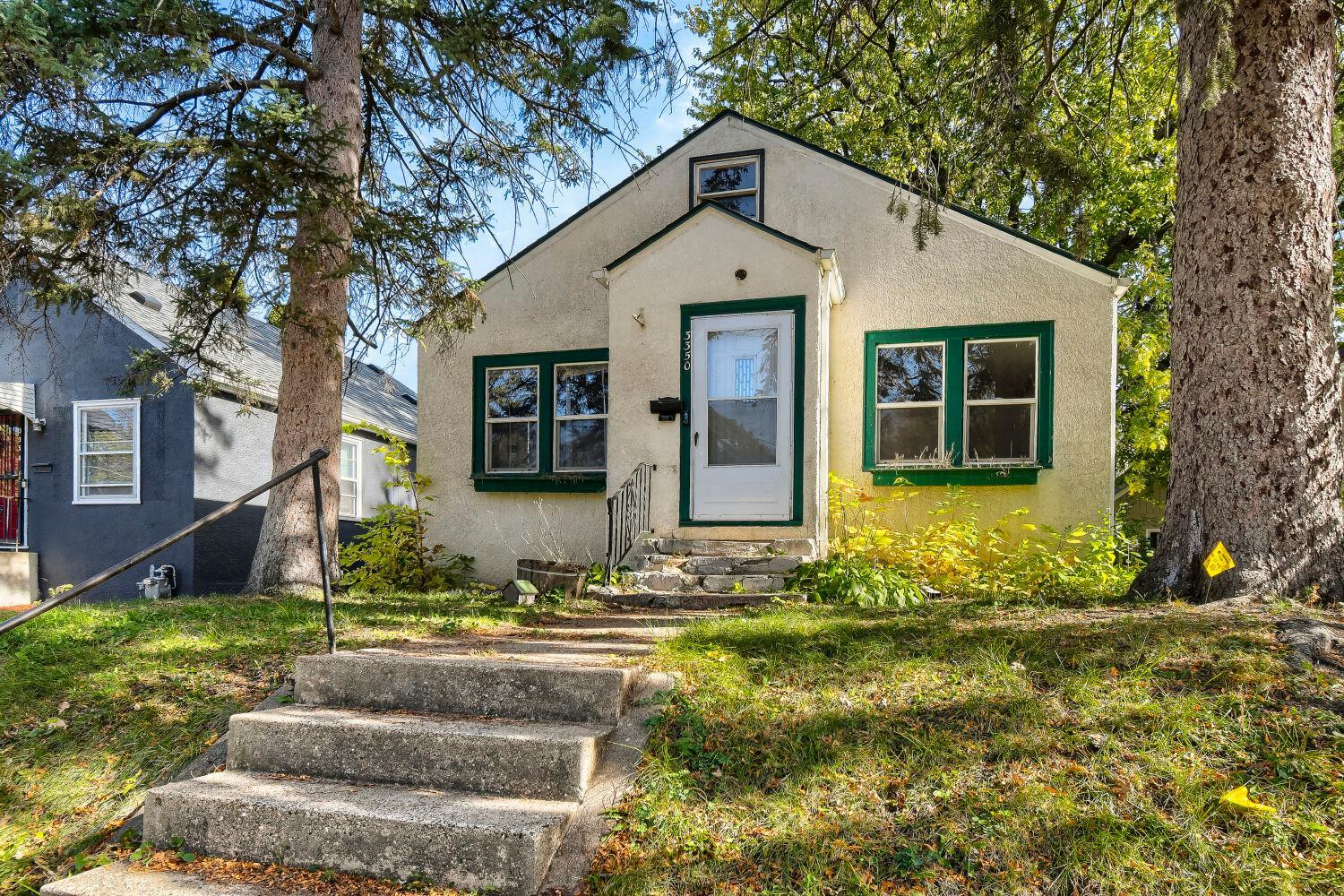 3350 Vincent Avenue N, Minneapolis MN 55412