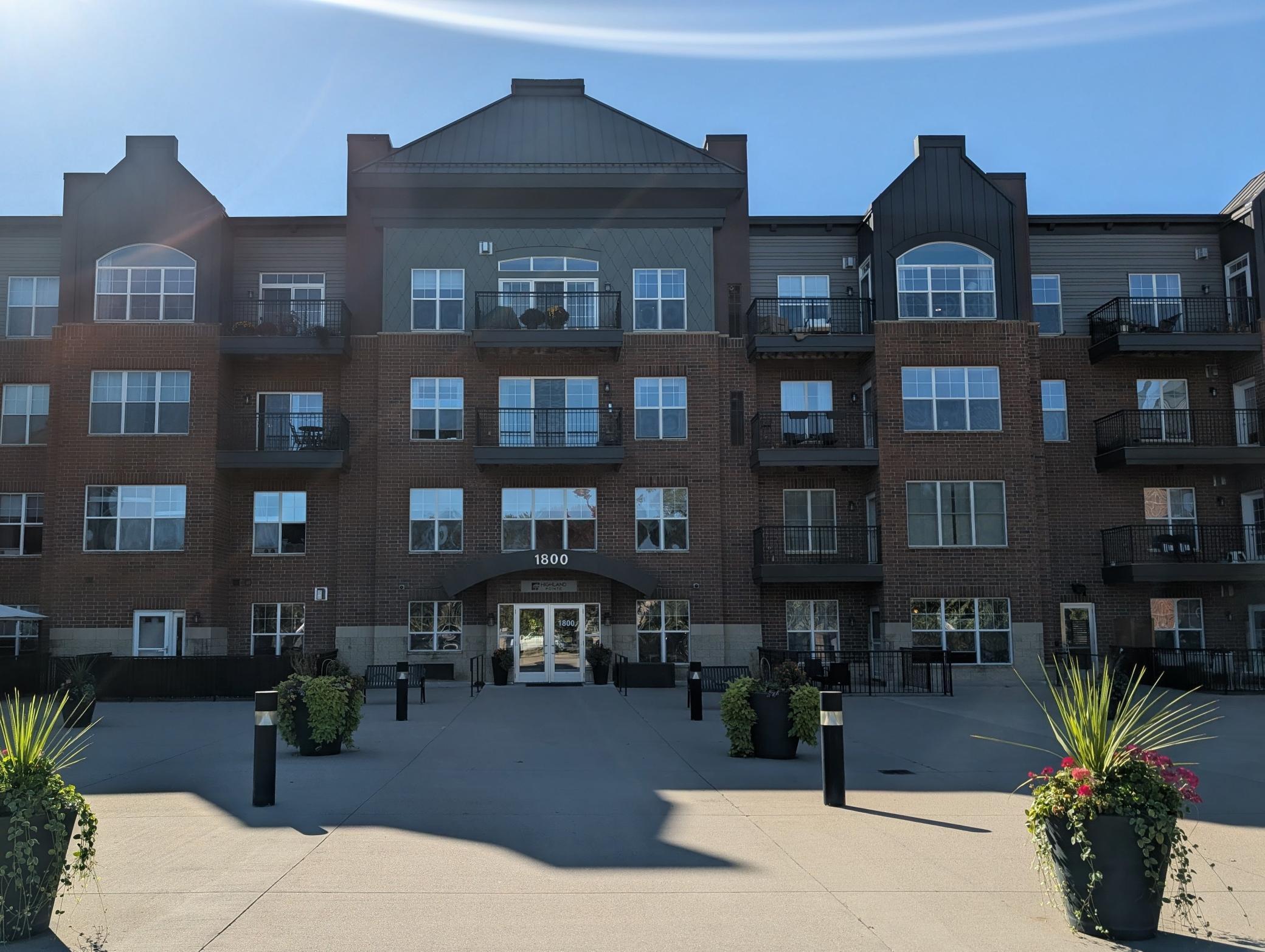 1800 Graham Avenue Unit 416, Saint Paul MN 55116