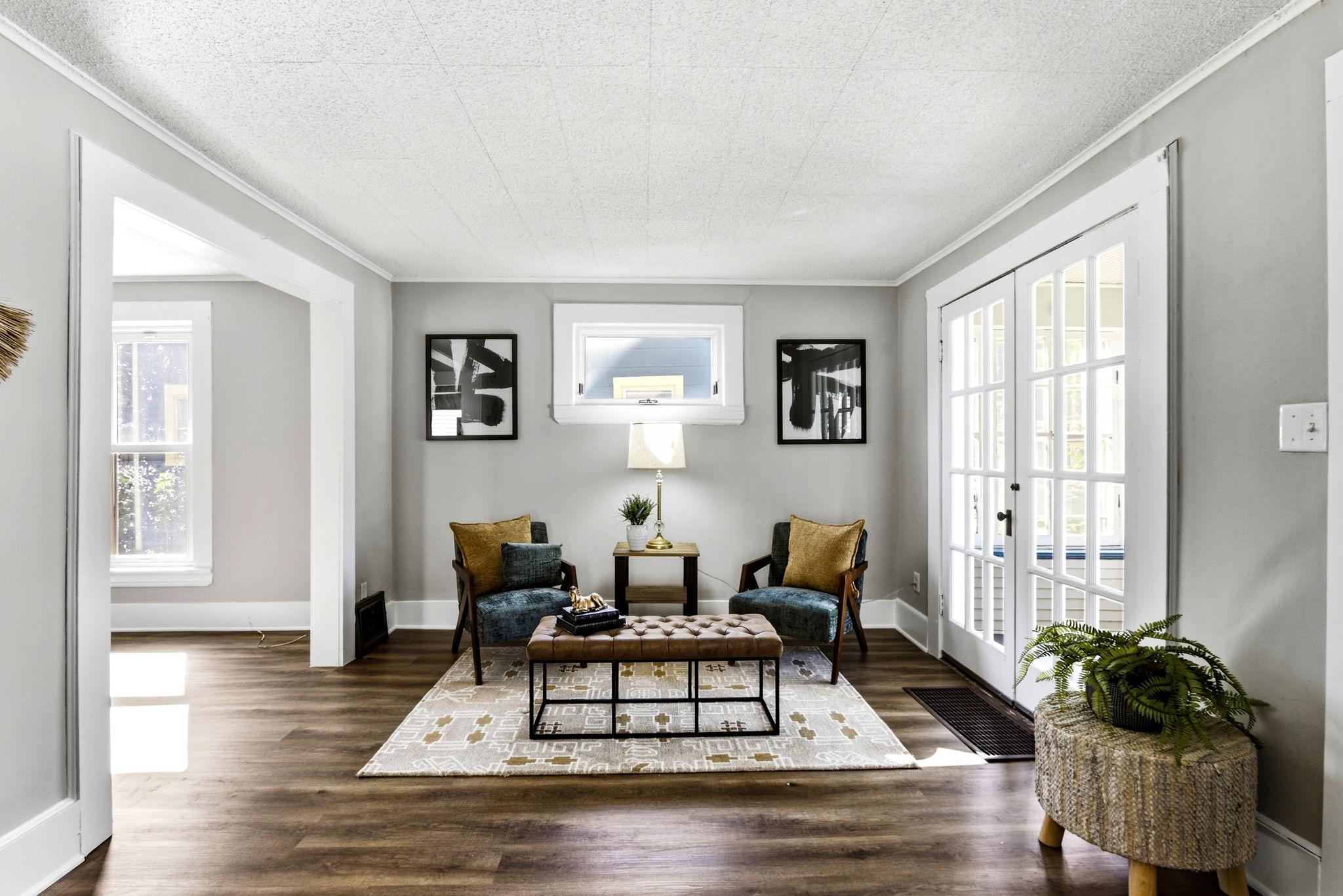 1530 Selby Avenue, Saint Paul MN 55104