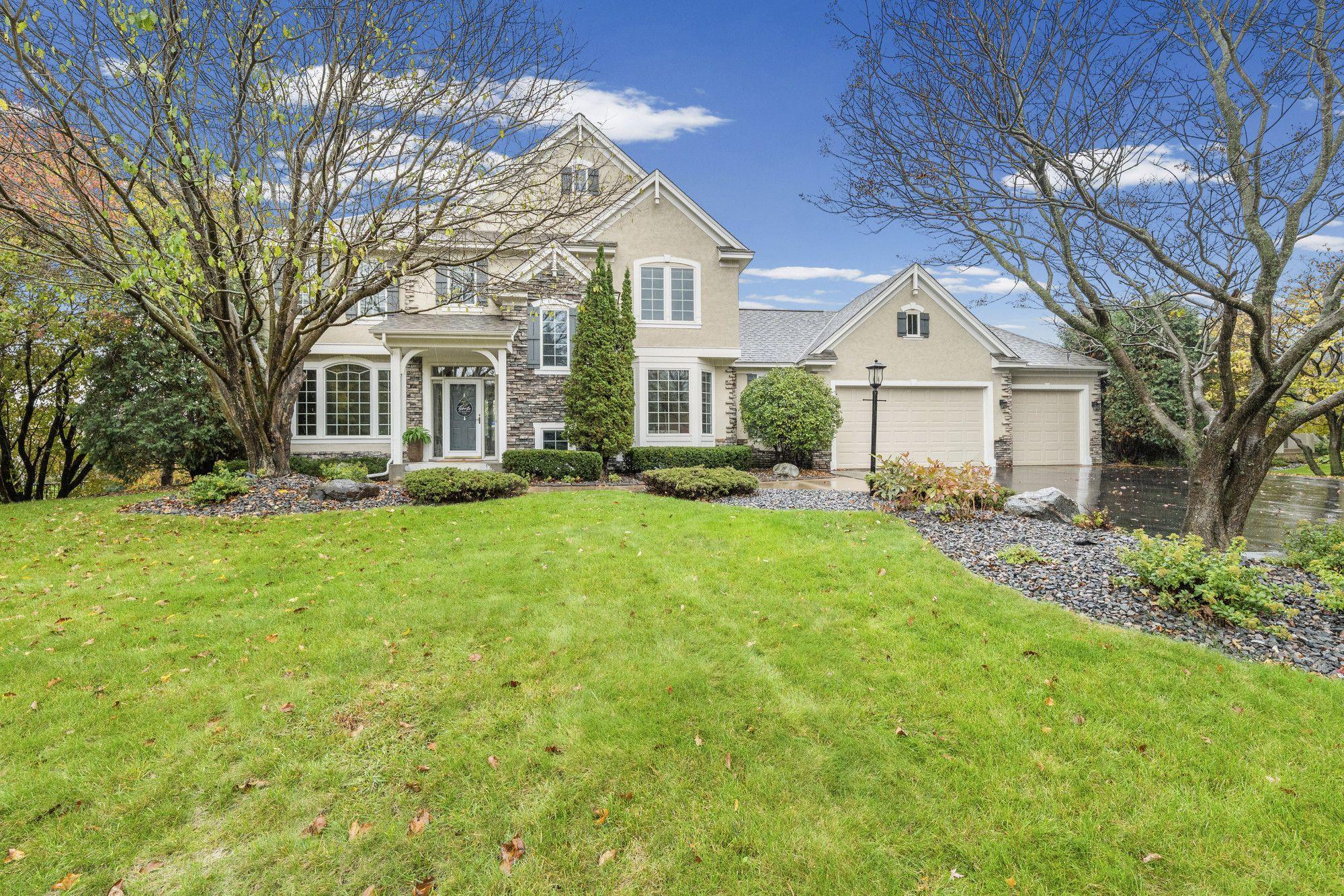 3749 Fairway Drive, Woodbury MN 55125