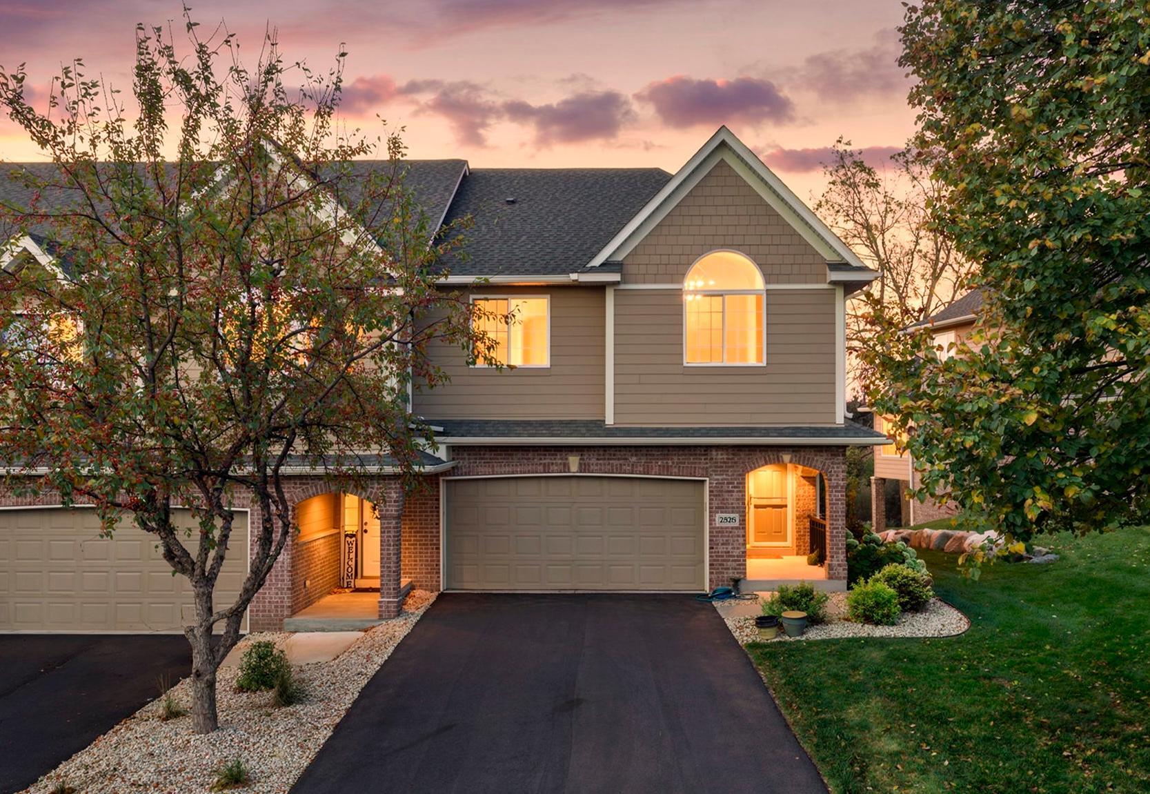 2526 Waterfall Way NW, Prior Lake MN 55372