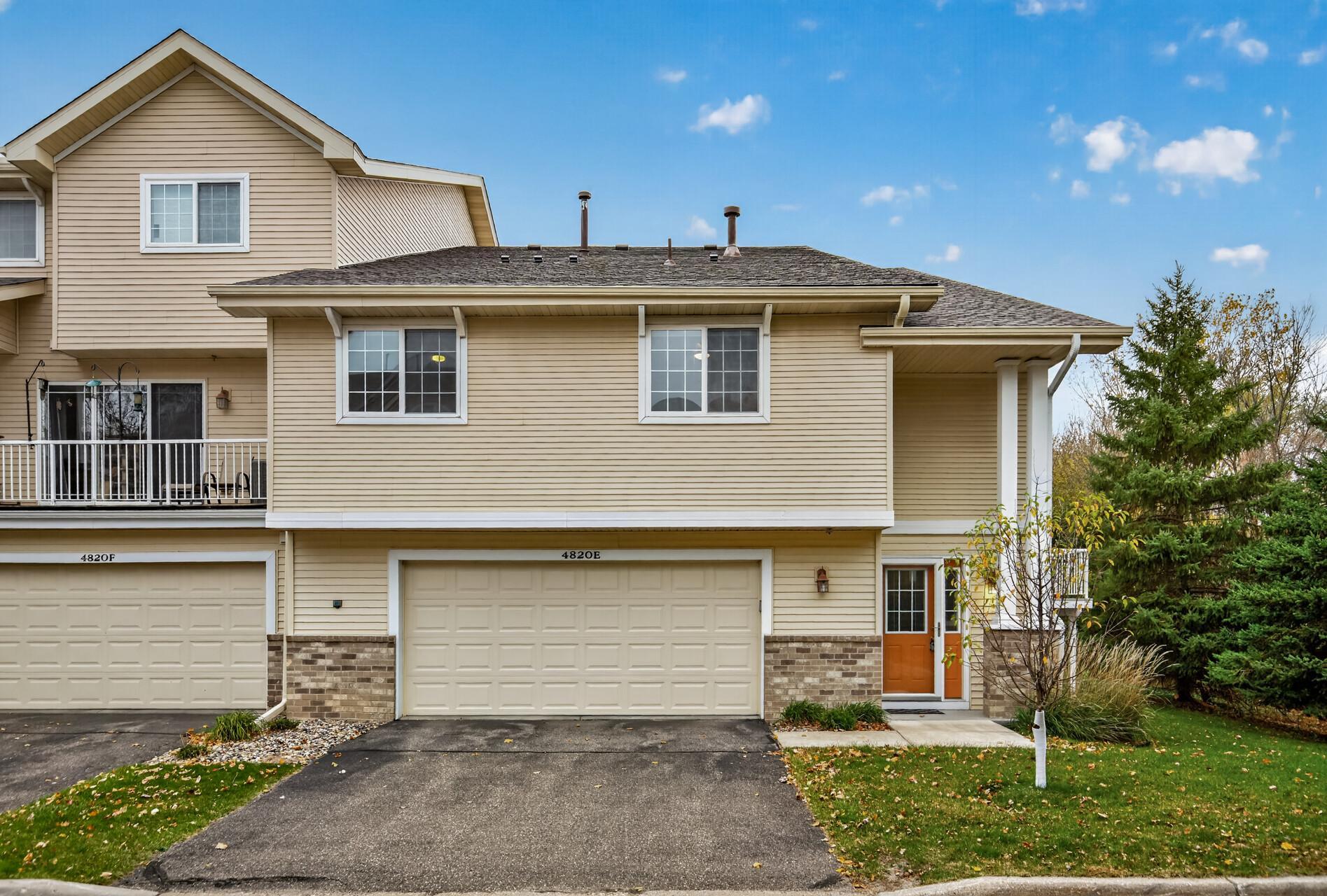 4820 Underwood Lane N Unit E, Plymouth MN 55442