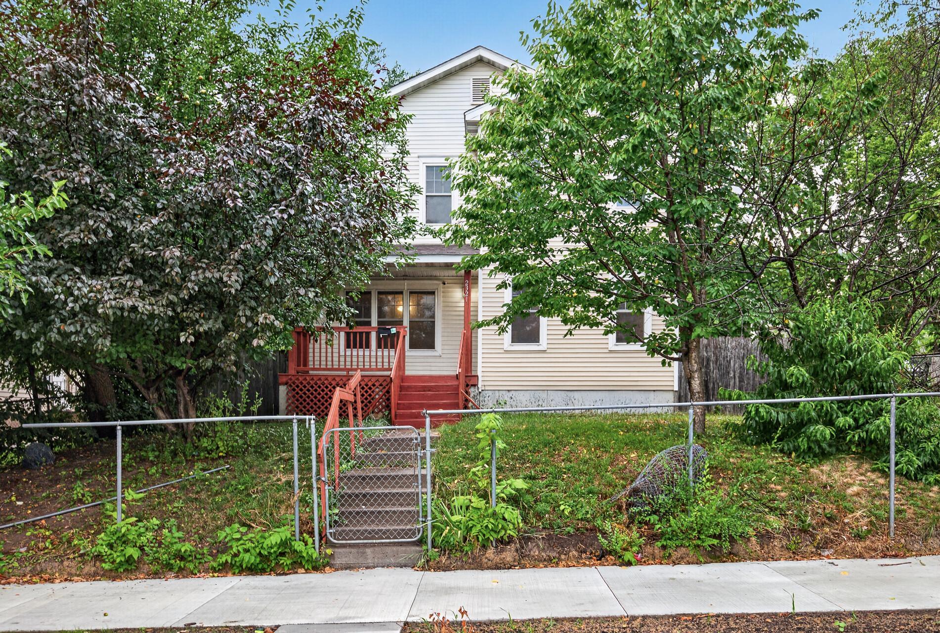2321 Lyndale Avenue N, Minneapolis MN 55411