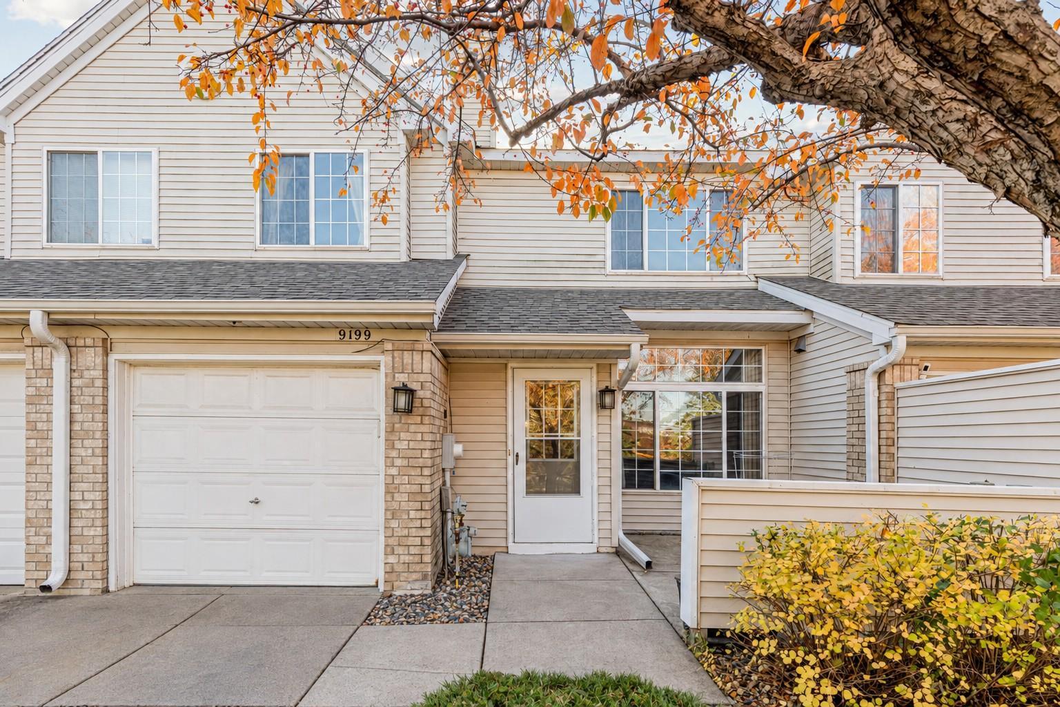 9199 Troon Court, Woodbury MN 55125