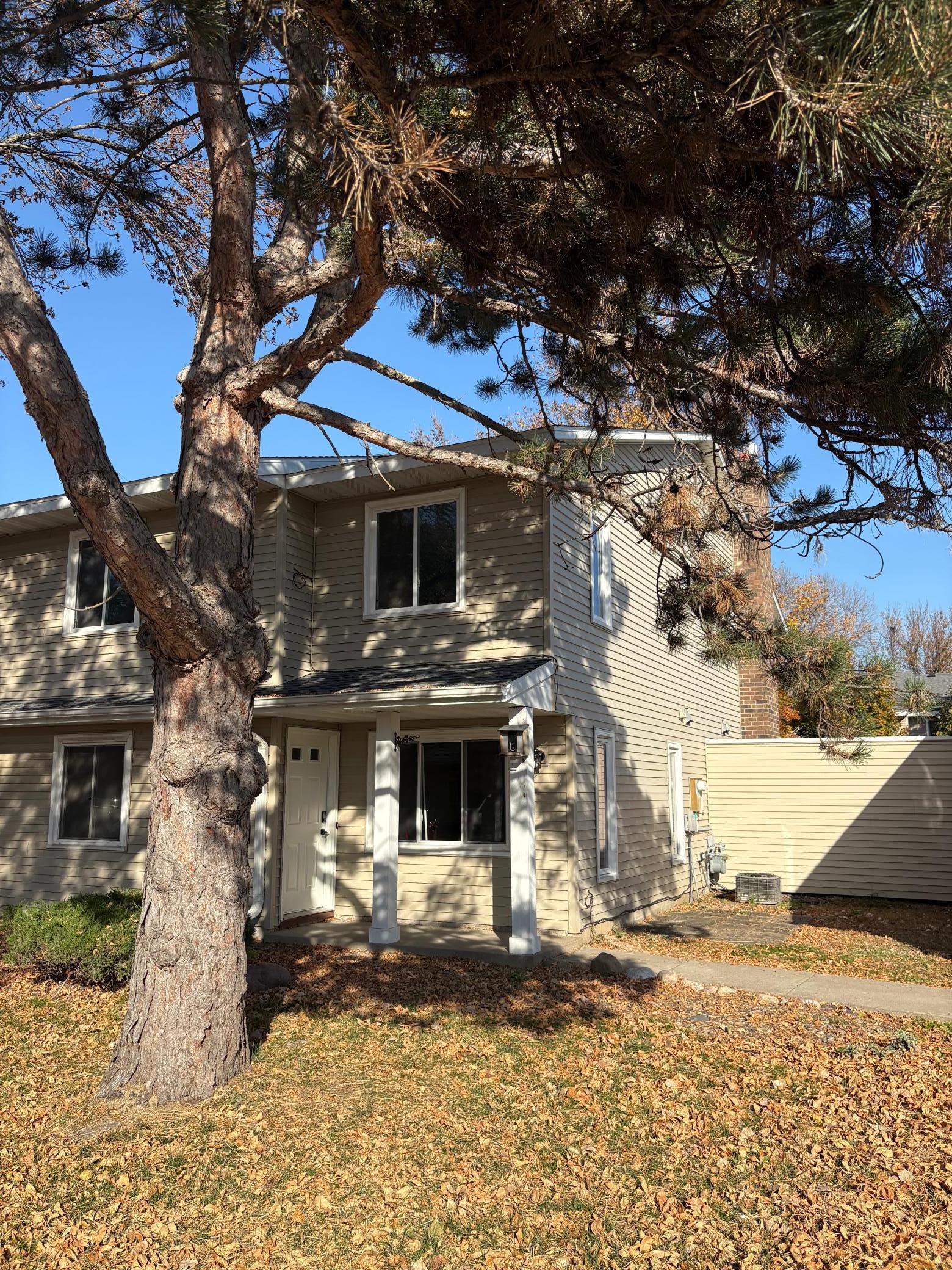 9458 Ranchview Lane N, Maple Grove MN 55369
